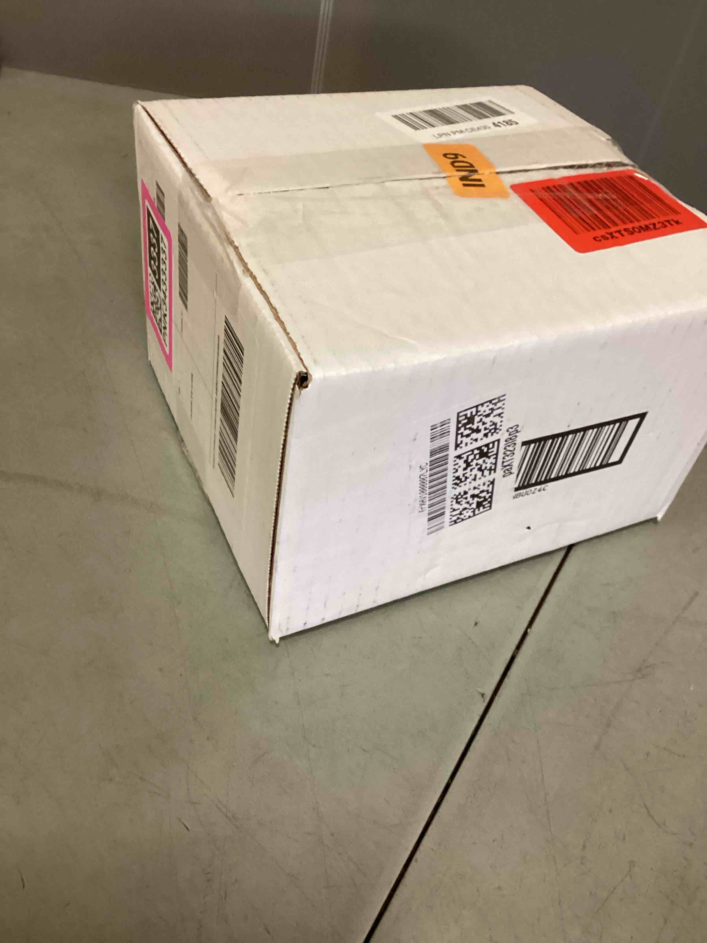https://s3.amazonaws.com/lotting-images-prod/bidfta/PNK3433337_1746200946728.jpeg