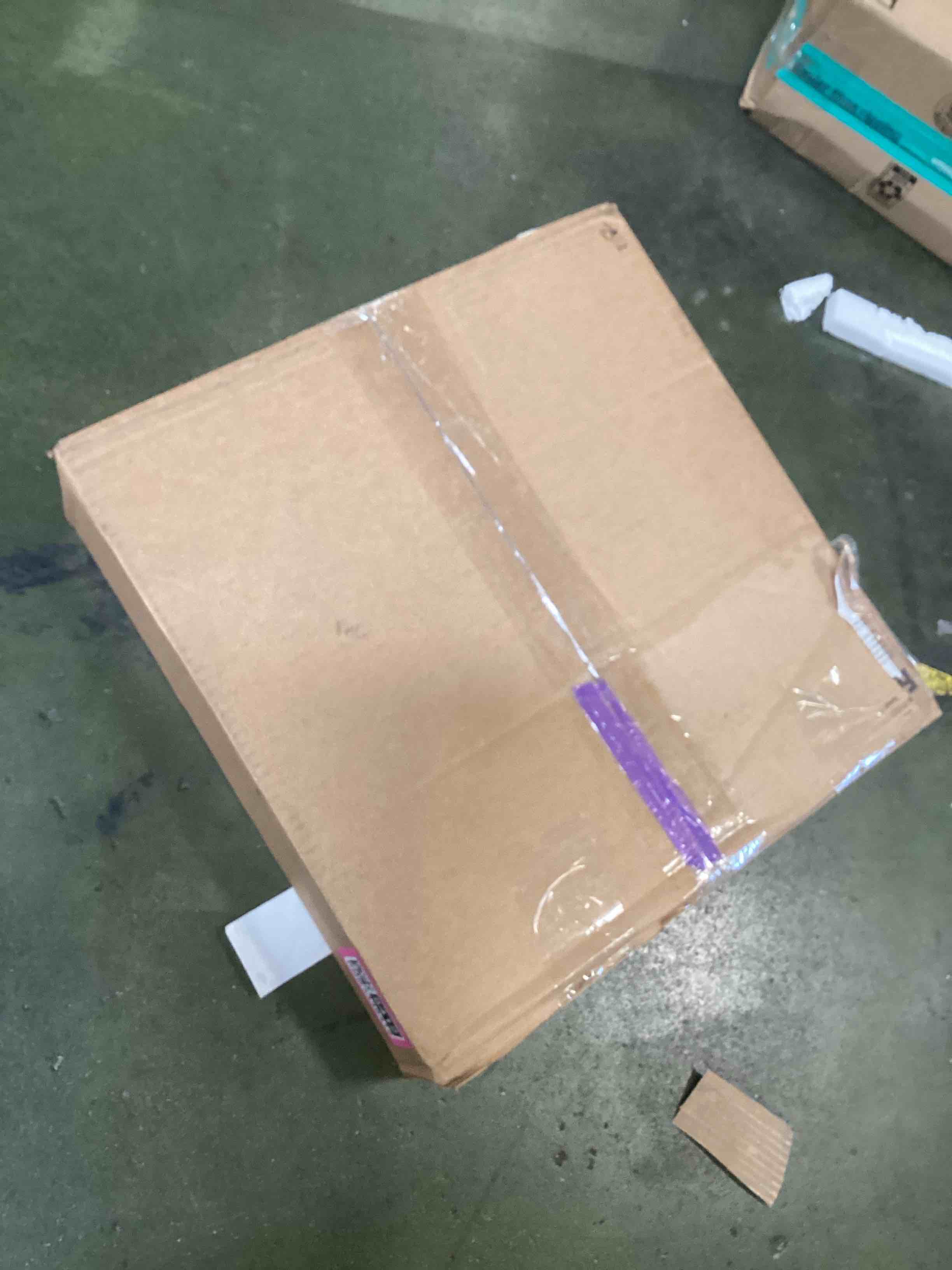 https://s3.amazonaws.com/lotting-images-prod/bidfta/PNK3448412_1746042633268.jpeg
