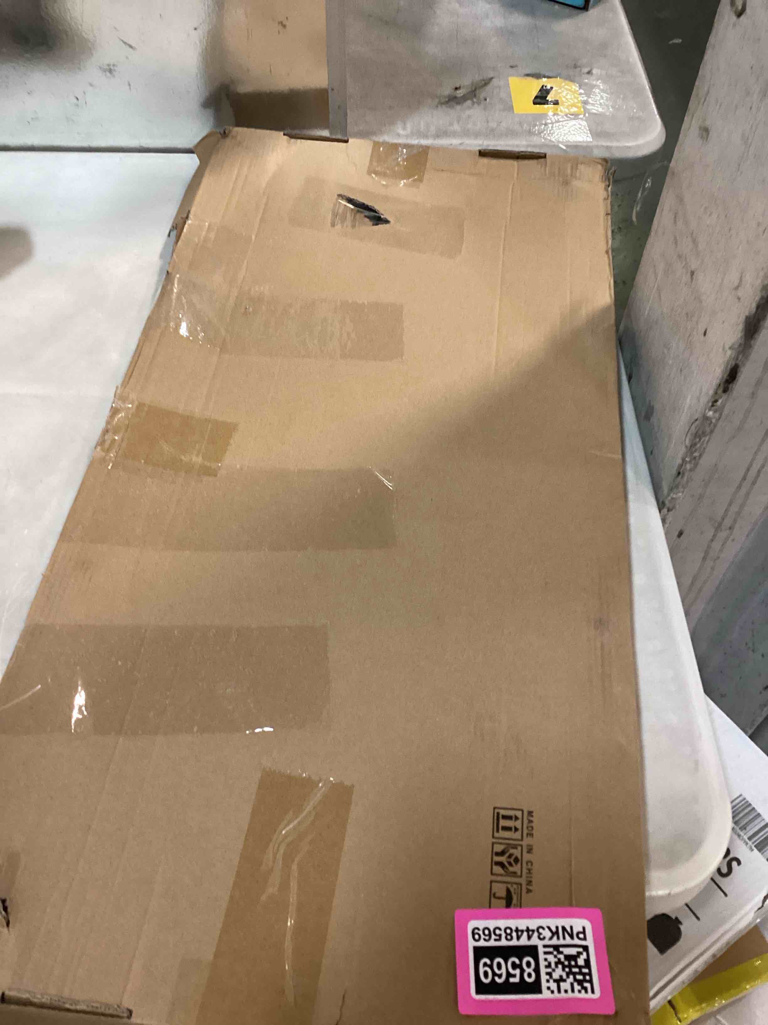 https://s3.amazonaws.com/lotting-images-prod/bidfta/PNK3448569_1746457732007.jpeg
