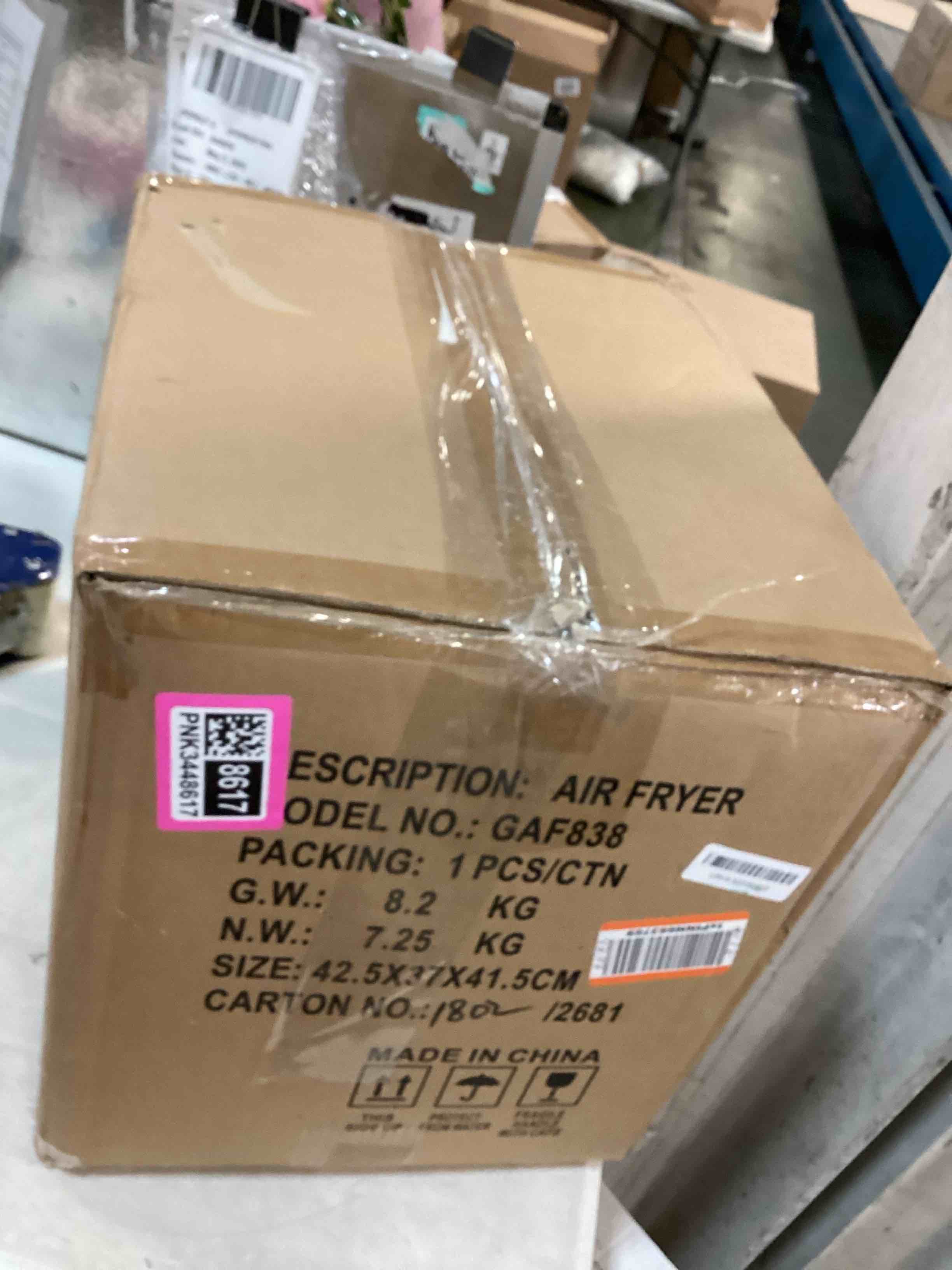 https://s3.amazonaws.com/lotting-images-prod/bidfta/PNK3448617_1746460407577.jpeg