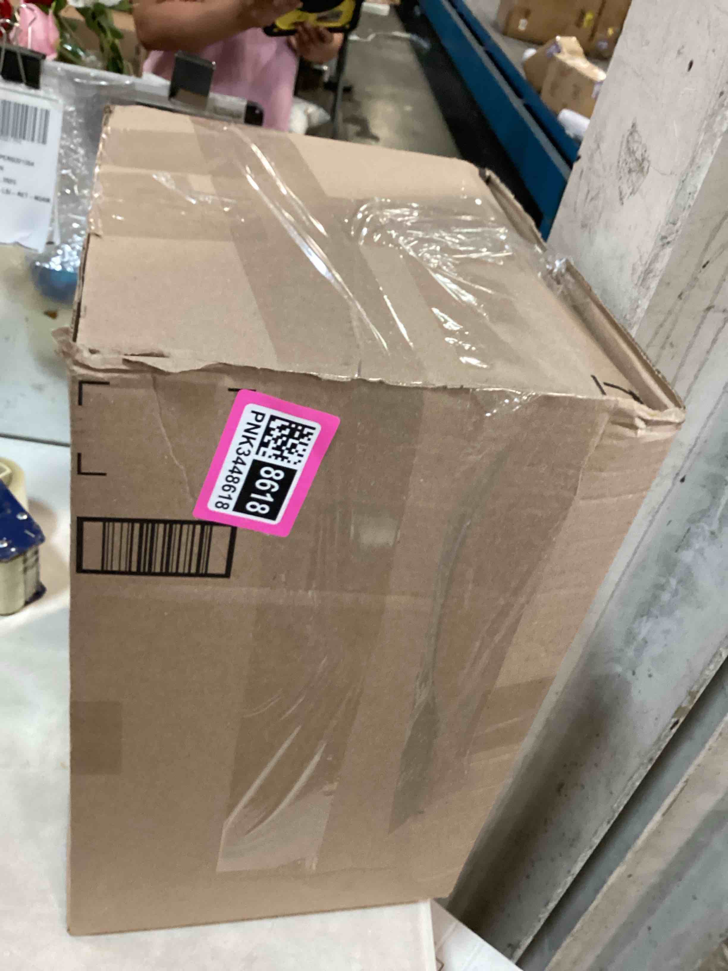 https://s3.amazonaws.com/lotting-images-prod/bidfta/PNK3448618_1746460501119.jpeg
