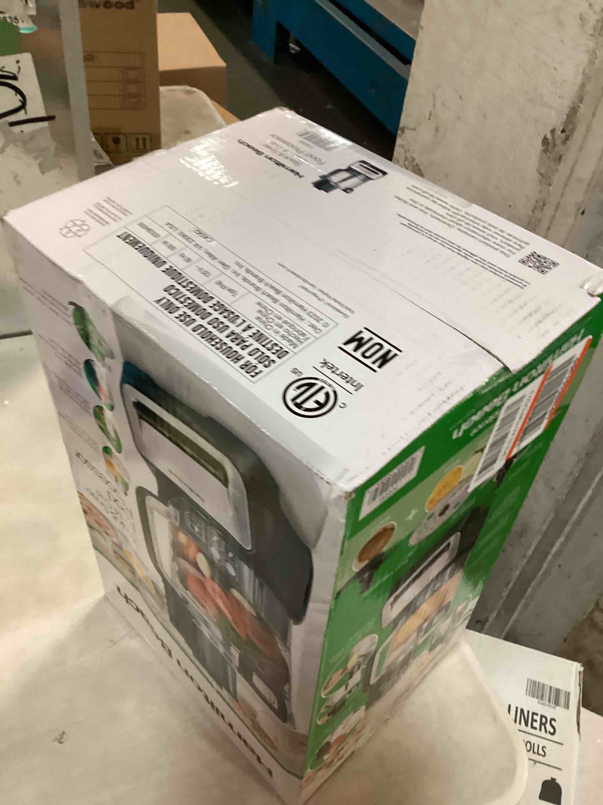 https://s3.amazonaws.com/lotting-images-prod/bidfta/PNK3448620_1746460577892.jpeg