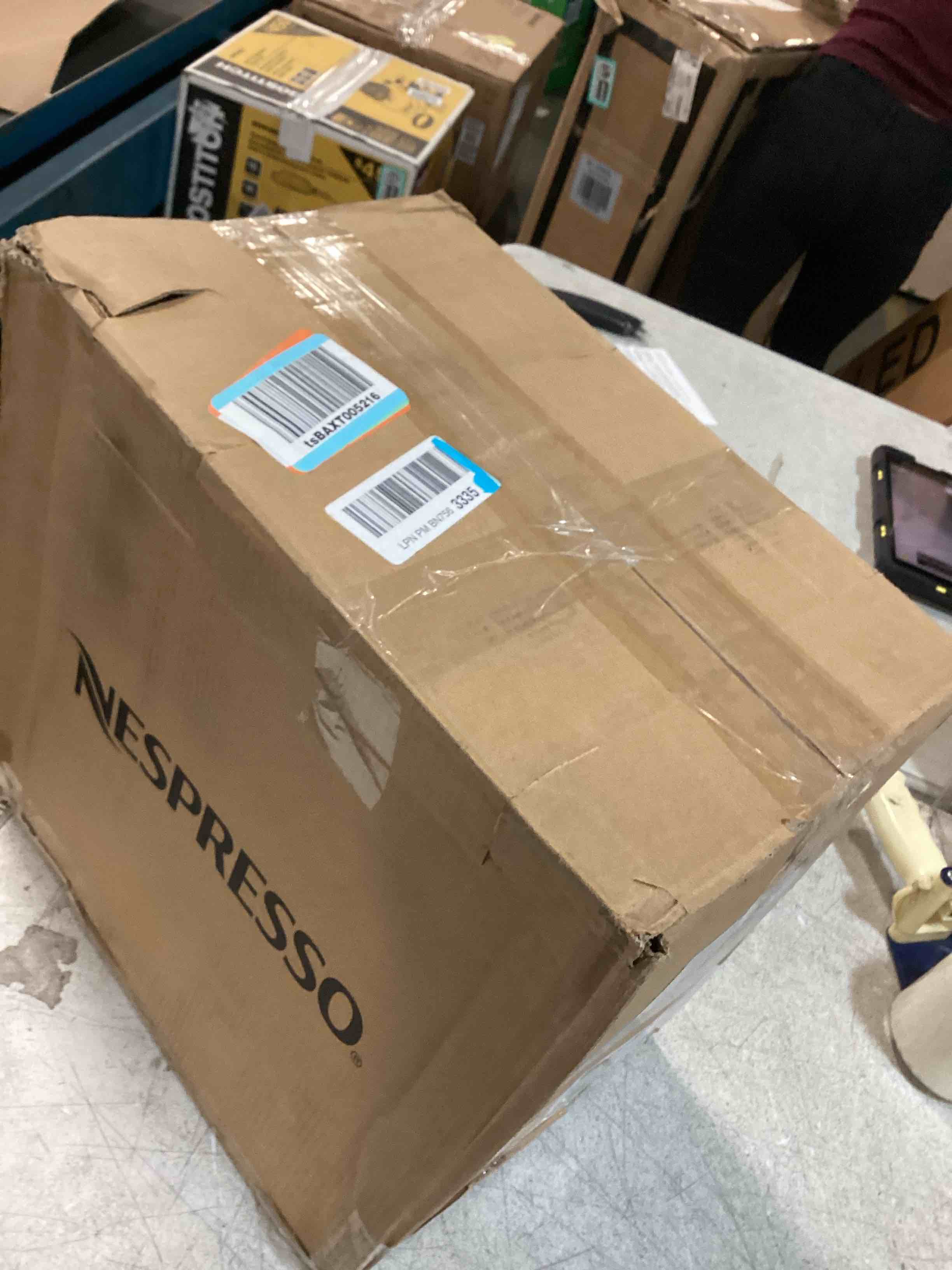 https://s3.amazonaws.com/lotting-images-prod/bidfta/PNK3448887_1746545514231.jpeg