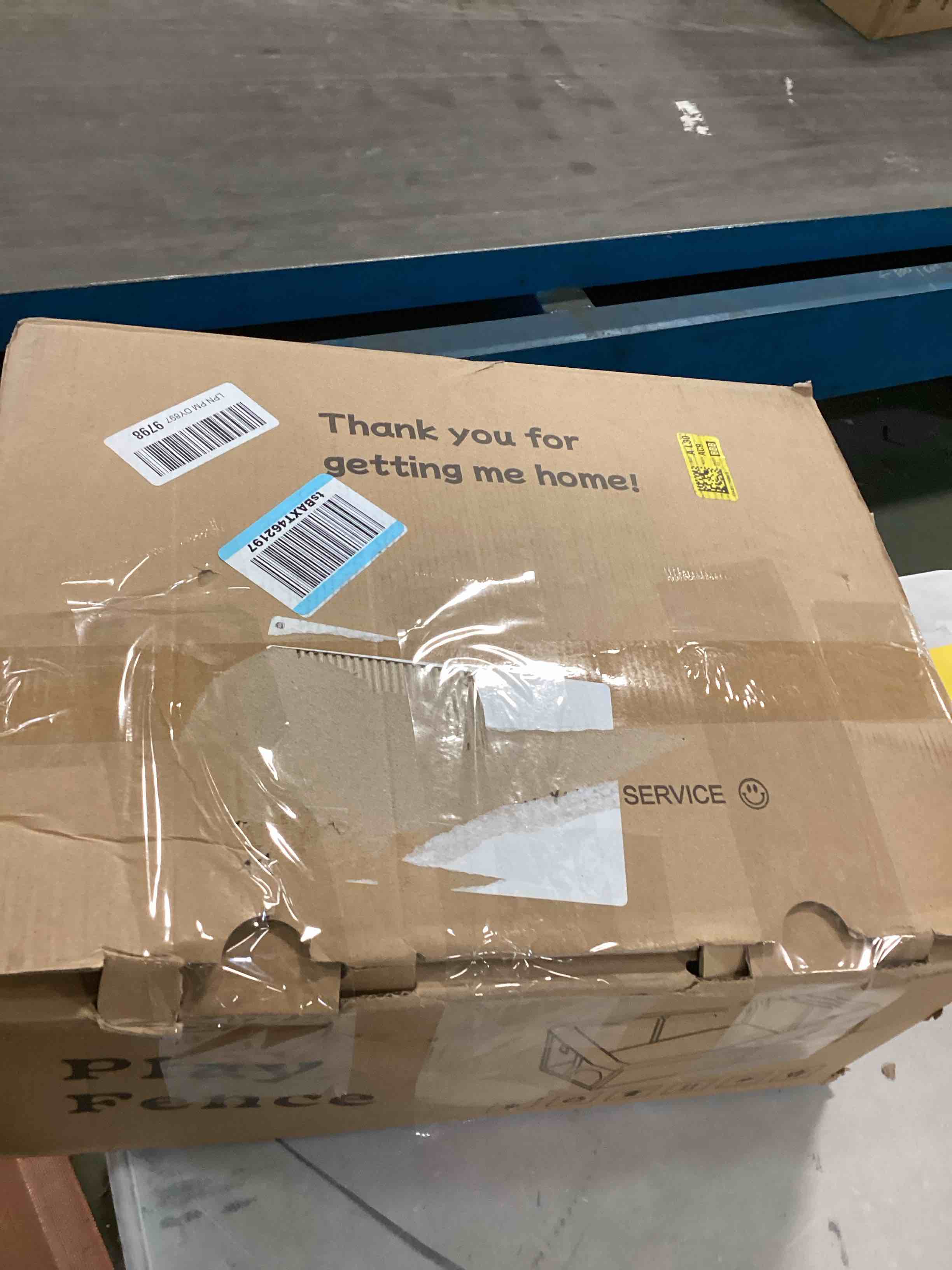 https://s3.amazonaws.com/lotting-images-prod/bidfta/PNK3449653_1746727514546.jpeg