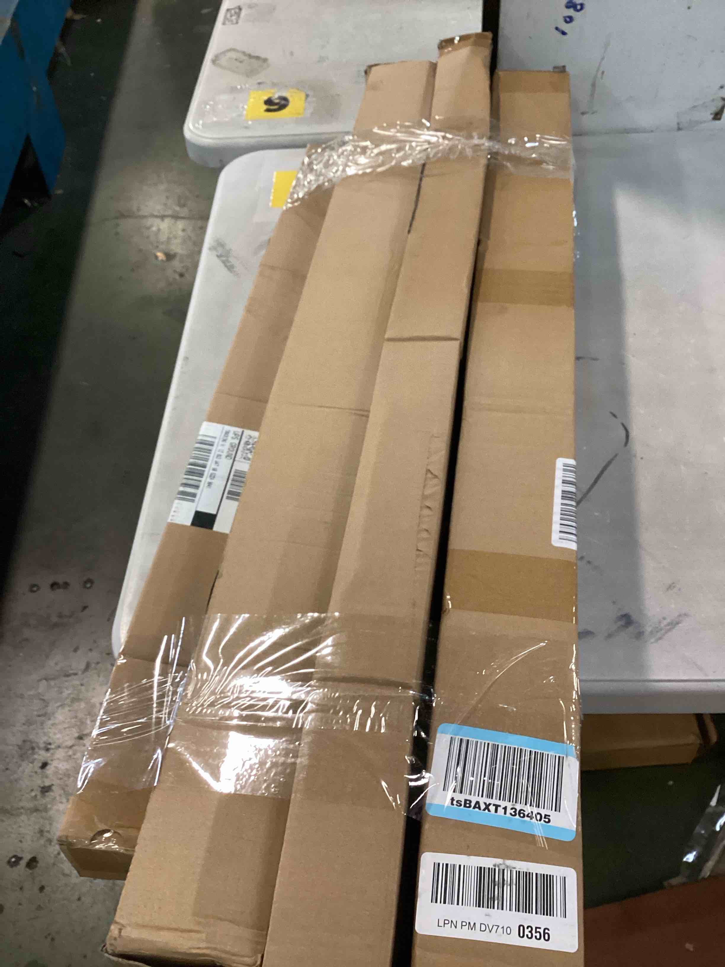 https://s3.amazonaws.com/lotting-images-prod/bidfta/PNK3449662_1746728497410.jpeg
