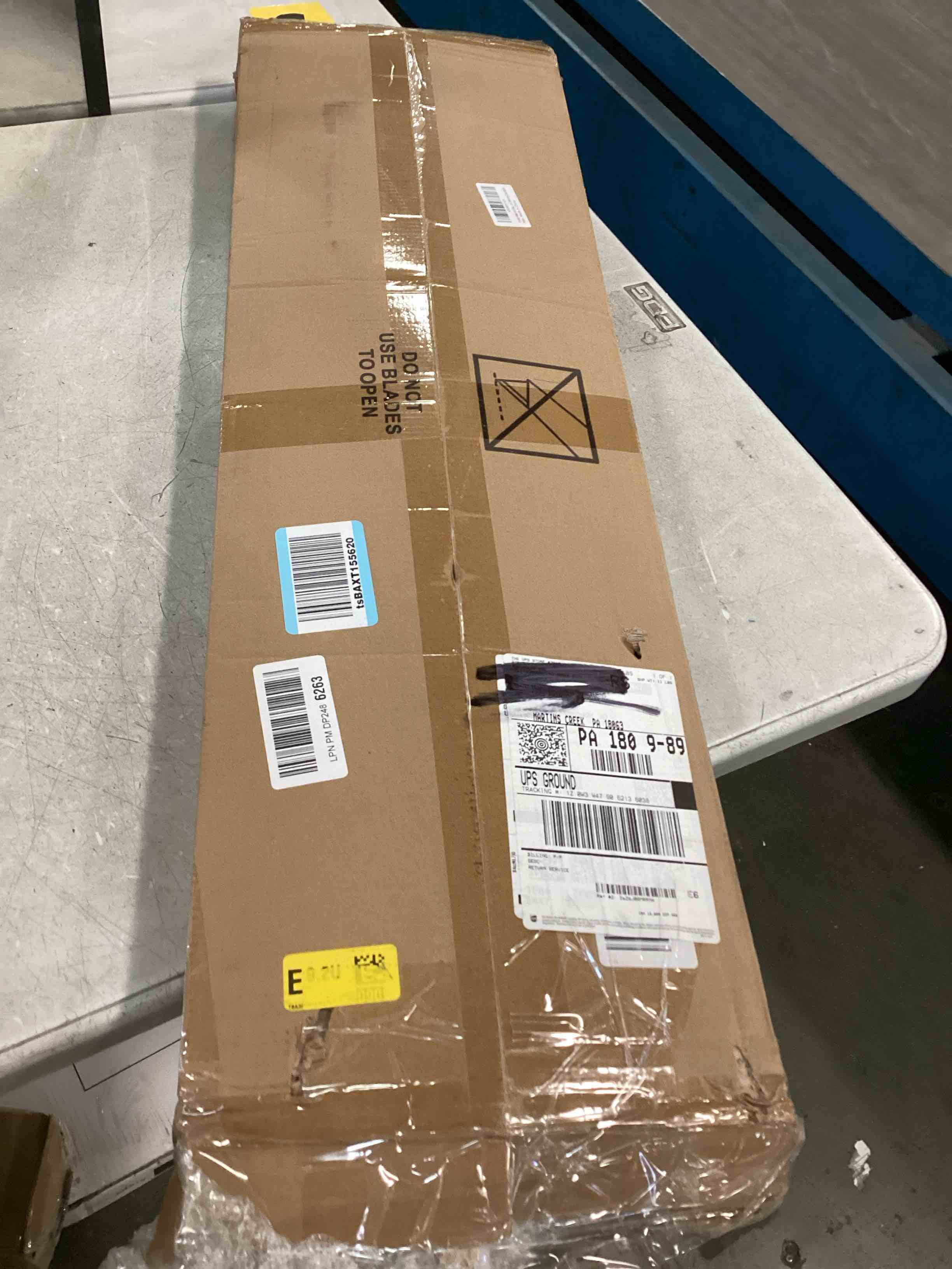 https://s3.amazonaws.com/lotting-images-prod/bidfta/PNK3449726_1746794286586.jpeg