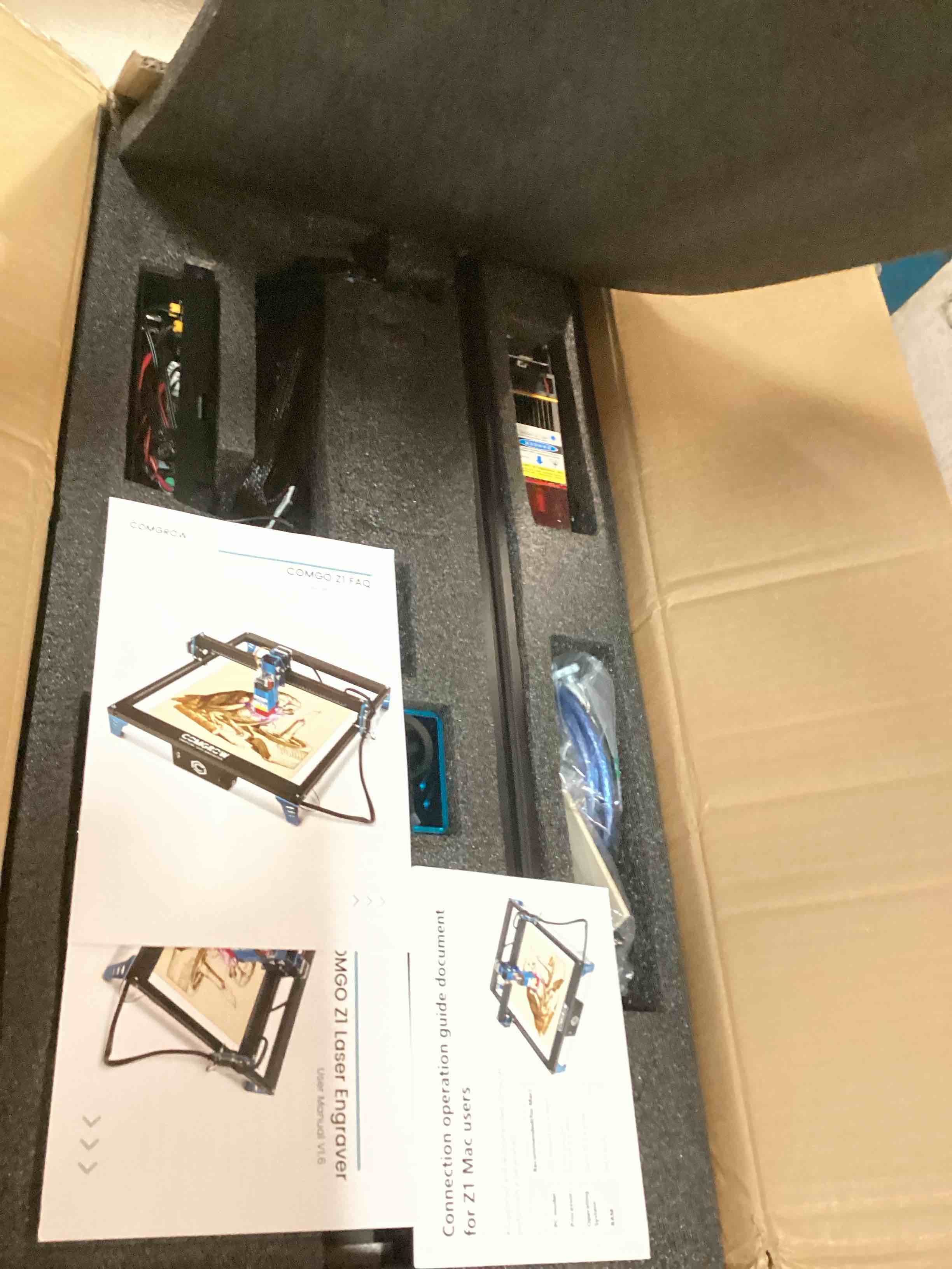 https://s3.amazonaws.com/lotting-images-prod/bidfta/PNK3450366_1747148409043.jpeg