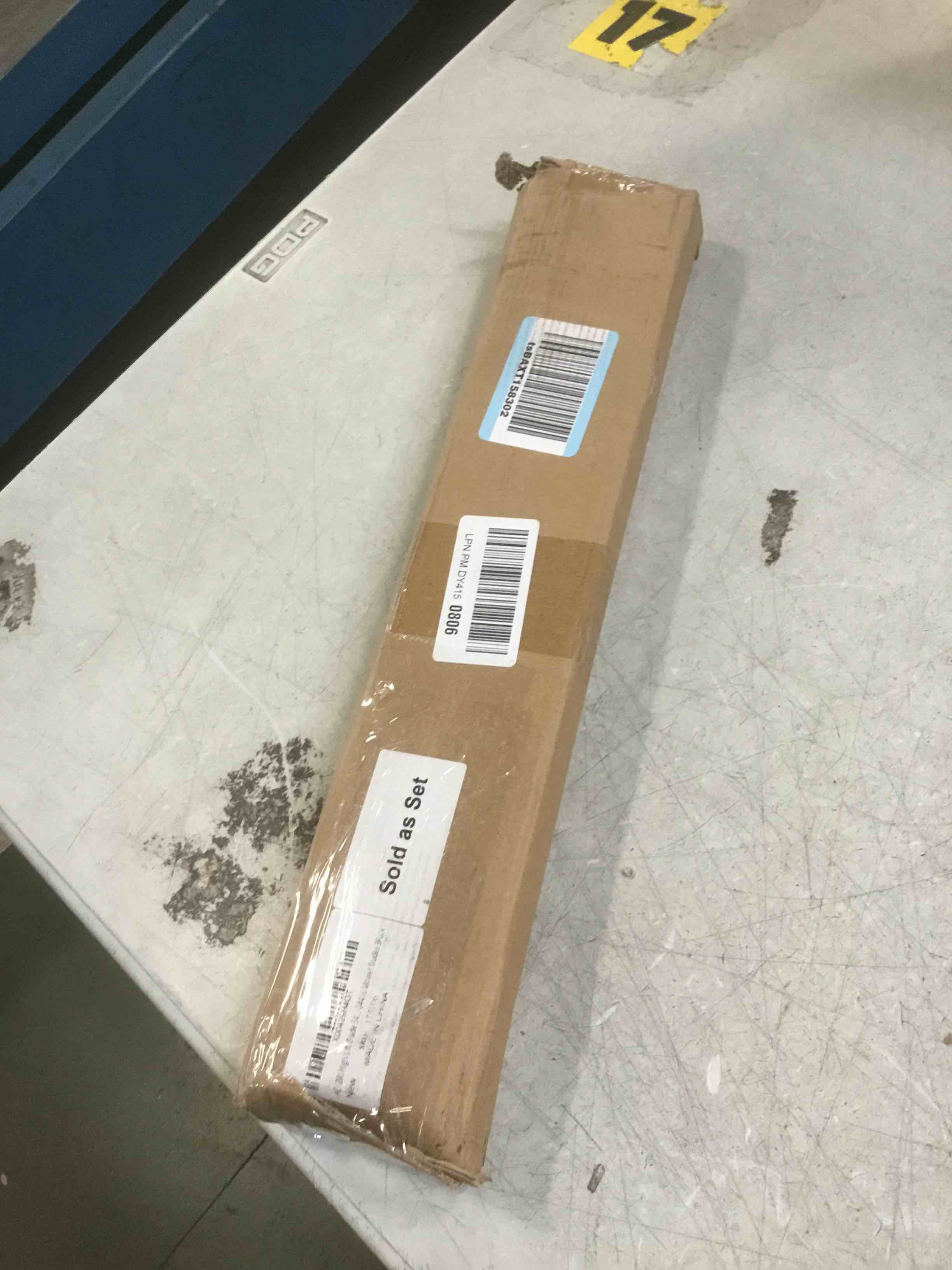 https://s3.amazonaws.com/lotting-images-prod/bidfta/PNK3451653_1749648247955.jpeg