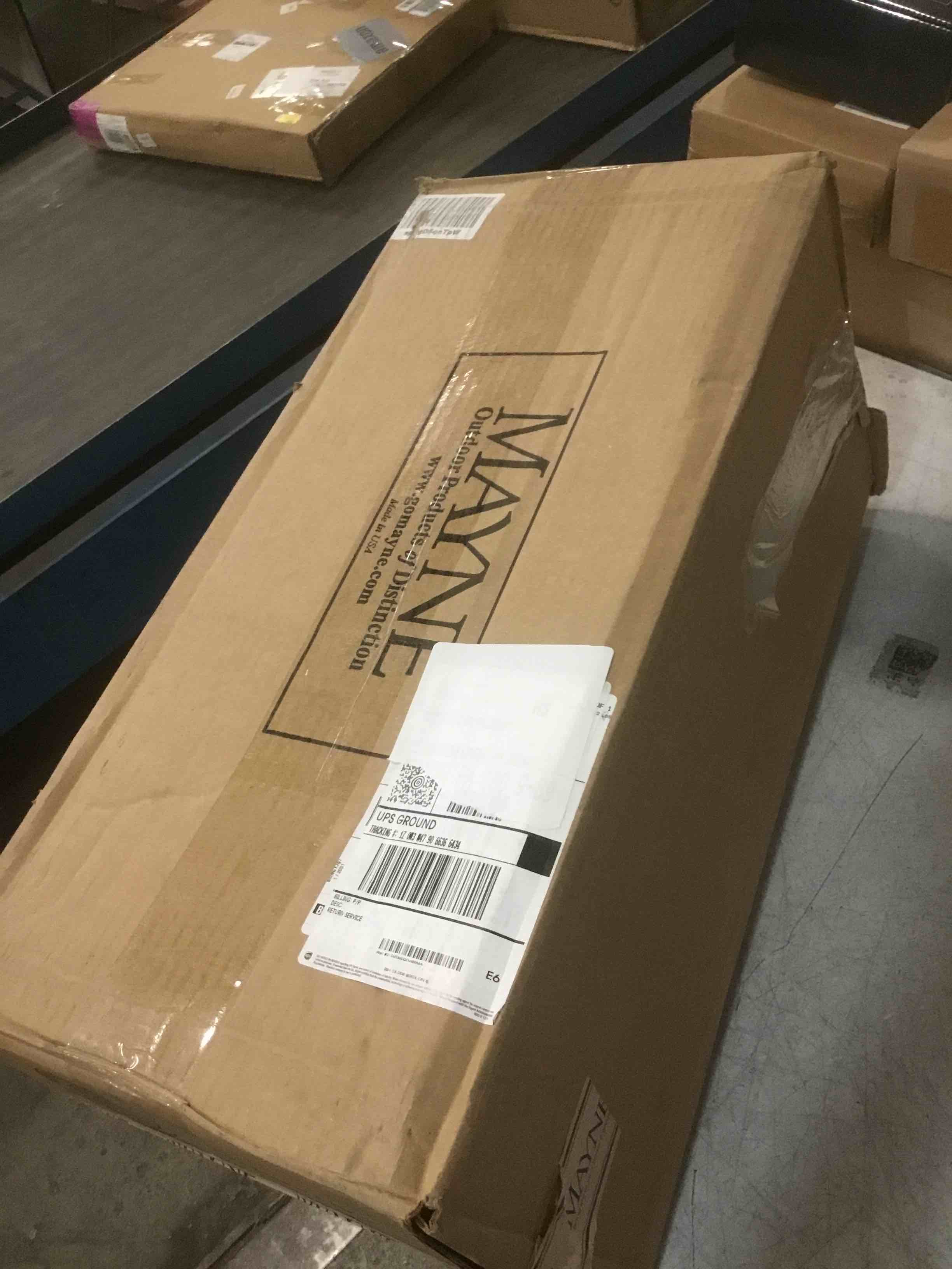 https://s3.amazonaws.com/lotting-images-prod/bidfta/PNK3452241_1749910206813.jpeg