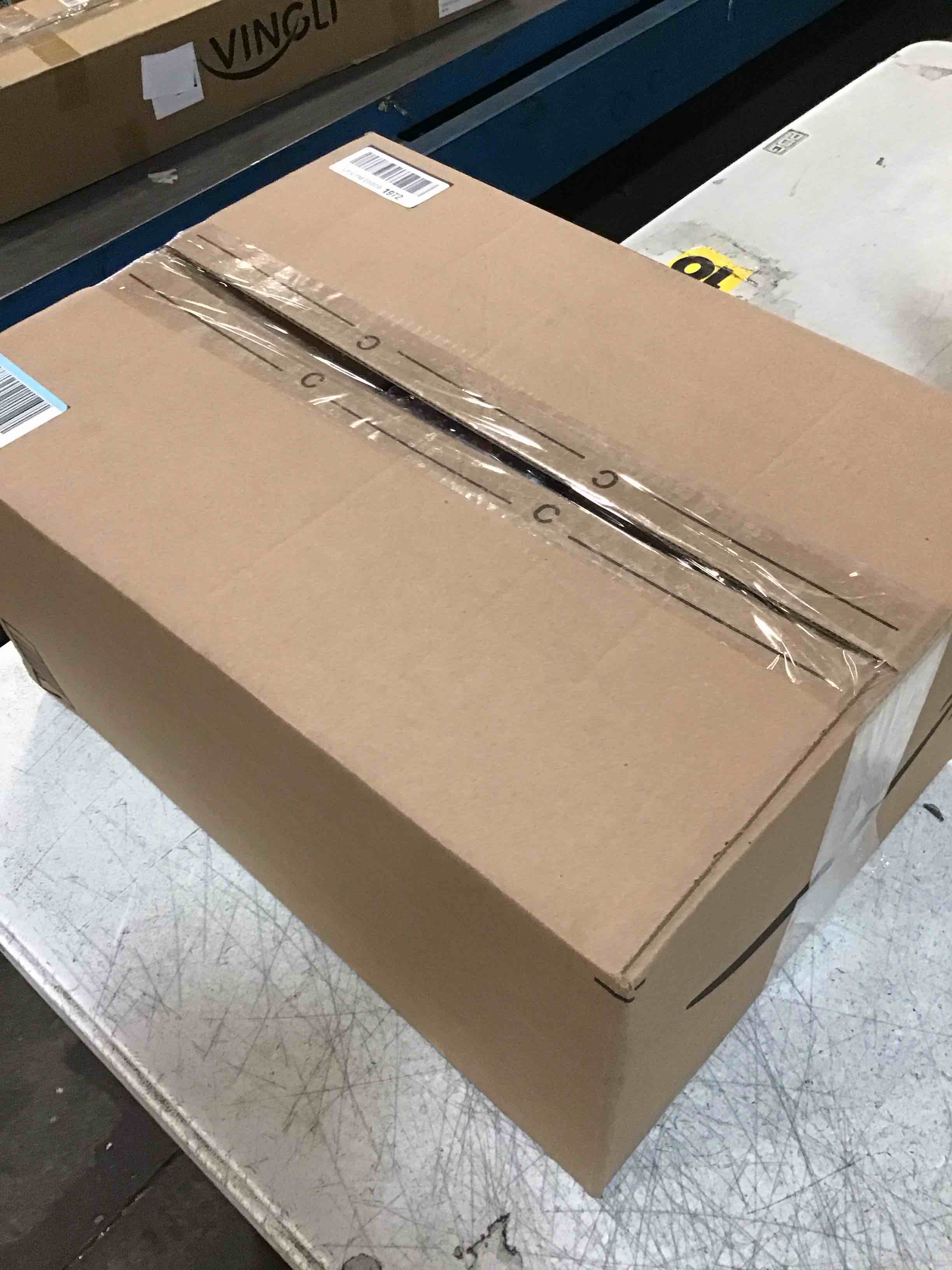 https://s3.amazonaws.com/lotting-images-prod/bidfta/PNK3453277_1750510598849.jpeg