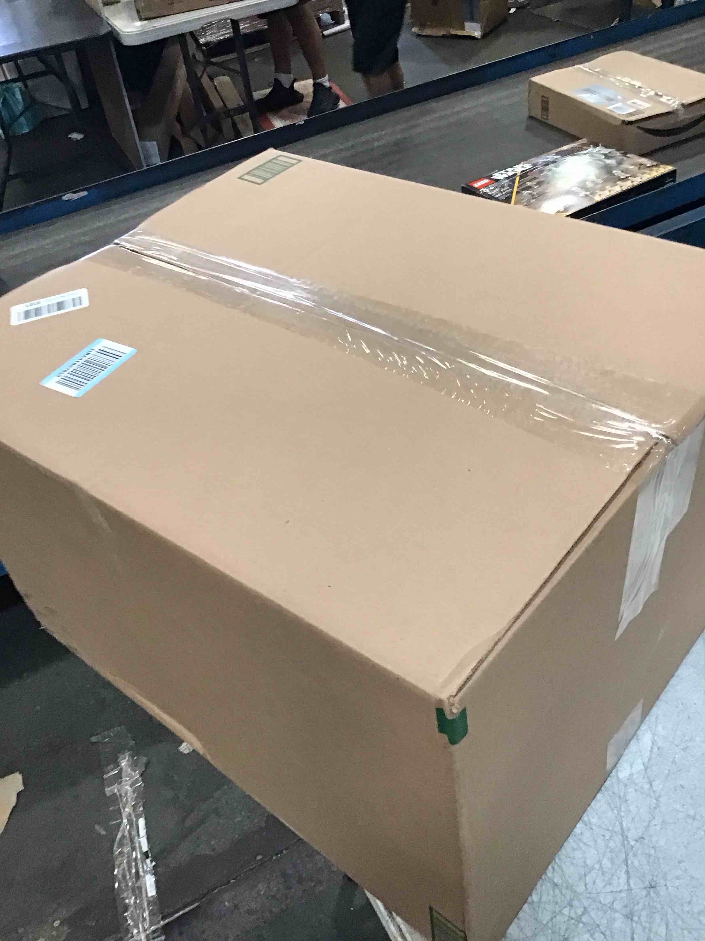 https://s3.amazonaws.com/lotting-images-prod/bidfta/PNK3453306_1750515465621.jpeg