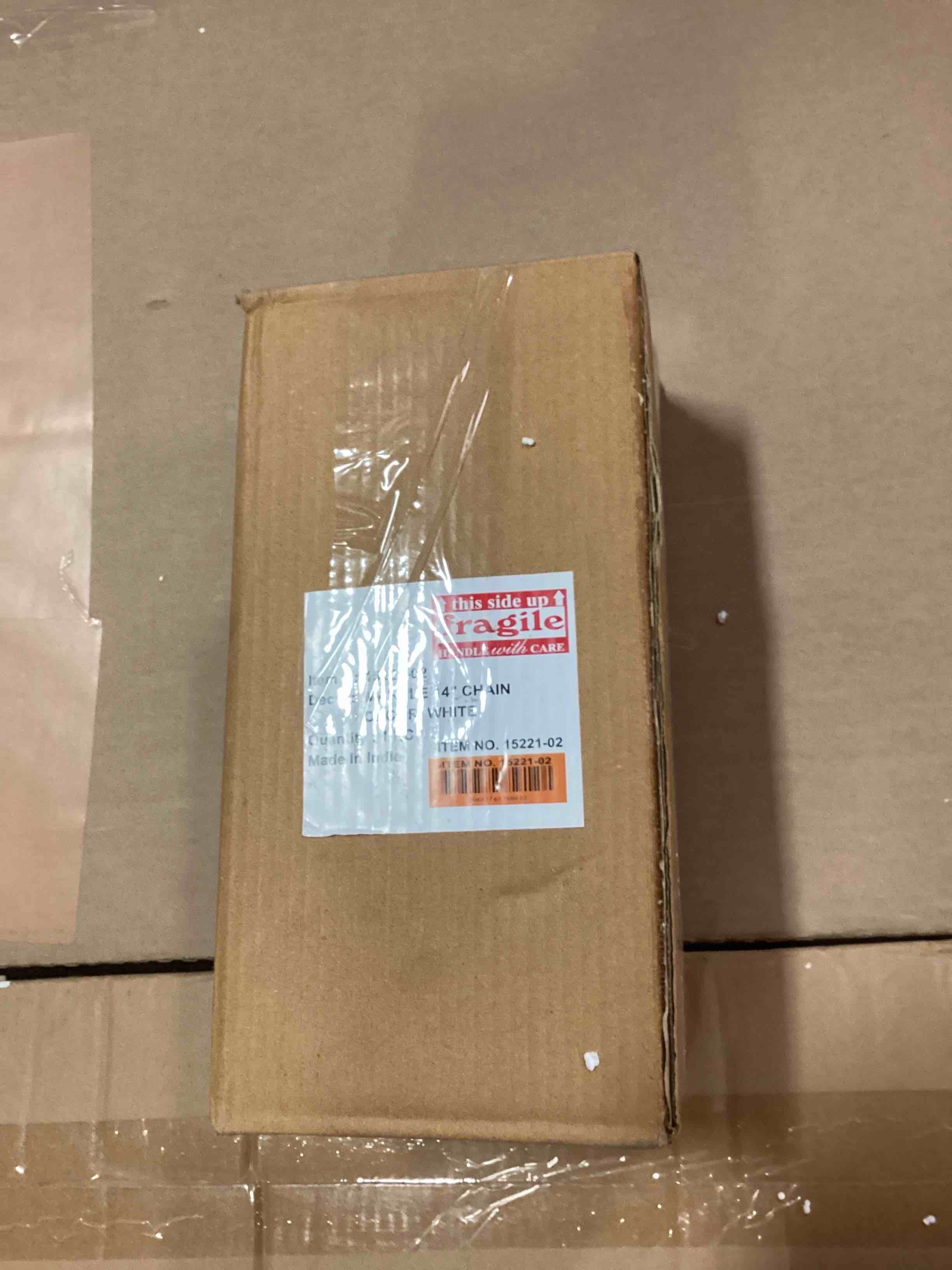 https://s3.amazonaws.com/lotting-images-prod/bidfta/PNK3454453_1745868819897.jpeg