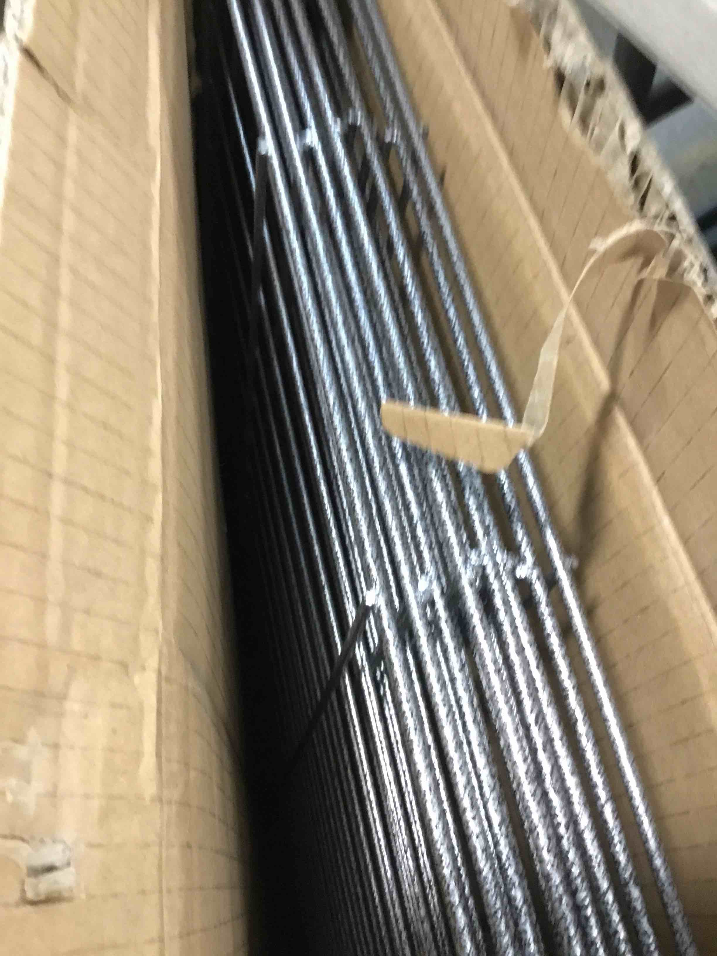 https://s3.amazonaws.com/lotting-images-prod/bidfta/PNK3454585_1746546427656.jpeg