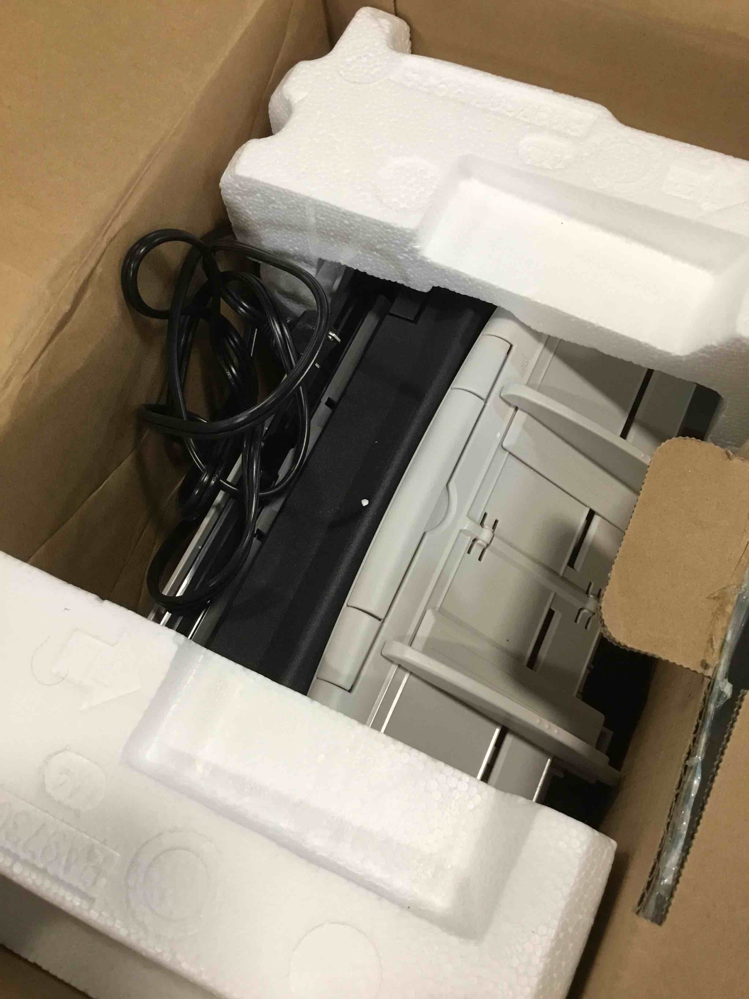 https://s3.amazonaws.com/lotting-images-prod/bidfta/PNK3454824_1746632319009.jpeg