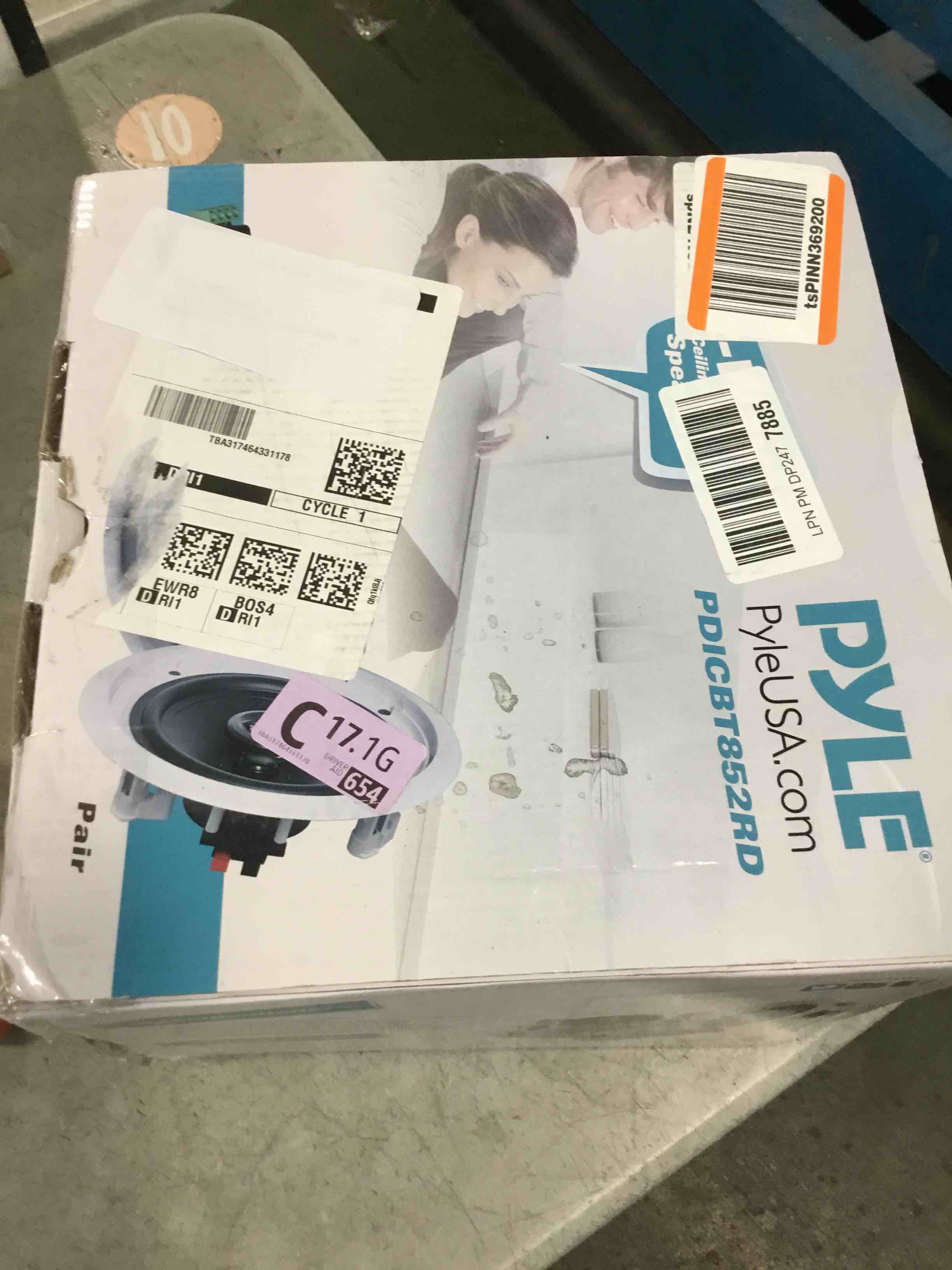 https://s3.amazonaws.com/lotting-images-prod/bidfta/PNK3454872_1746641045929.jpeg
