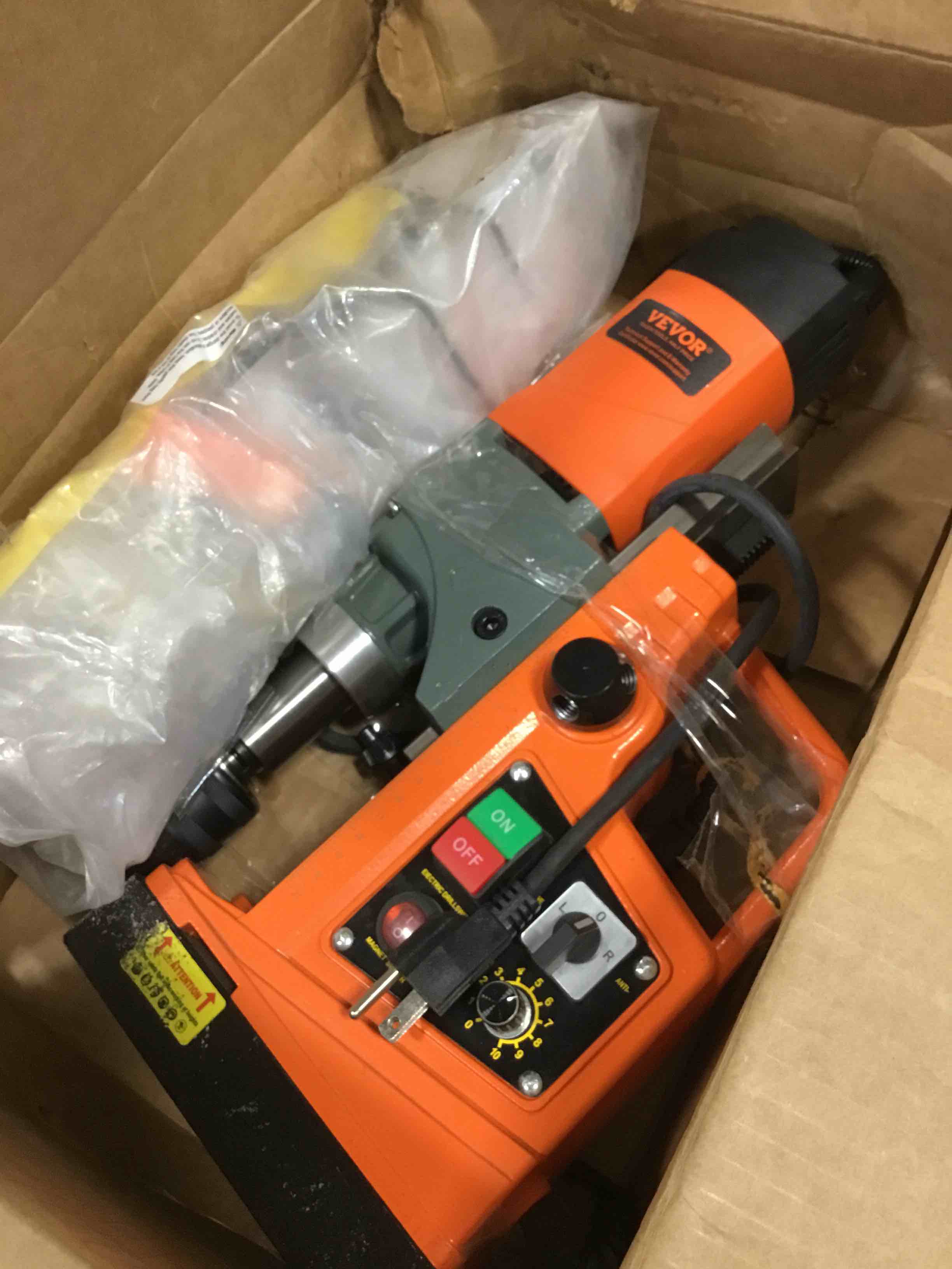 https://s3.amazonaws.com/lotting-images-prod/bidfta/PNK3454907_1746646613267.jpeg