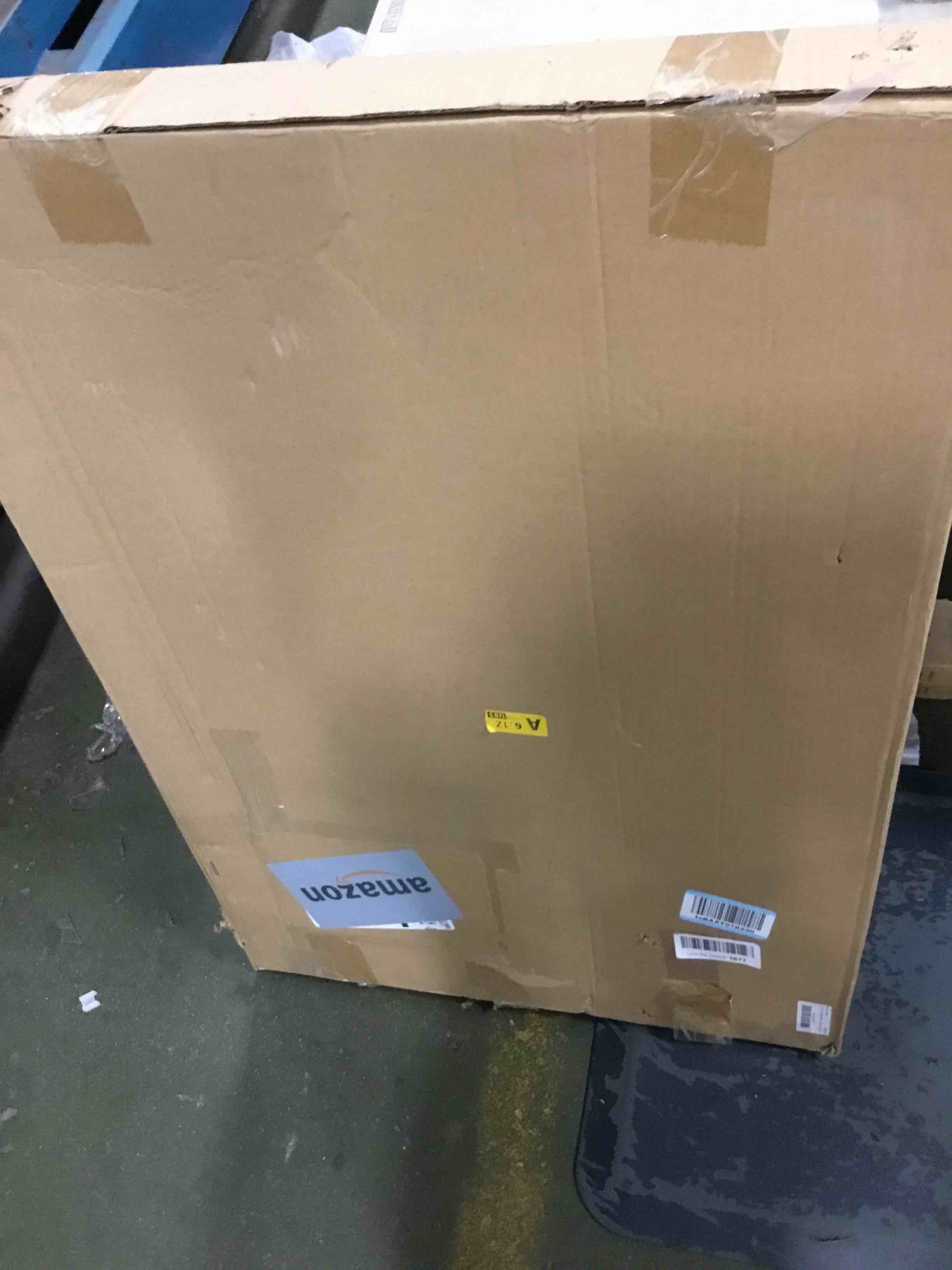 https://s3.amazonaws.com/lotting-images-prod/bidfta/PNK3454993_1746715787627.jpeg