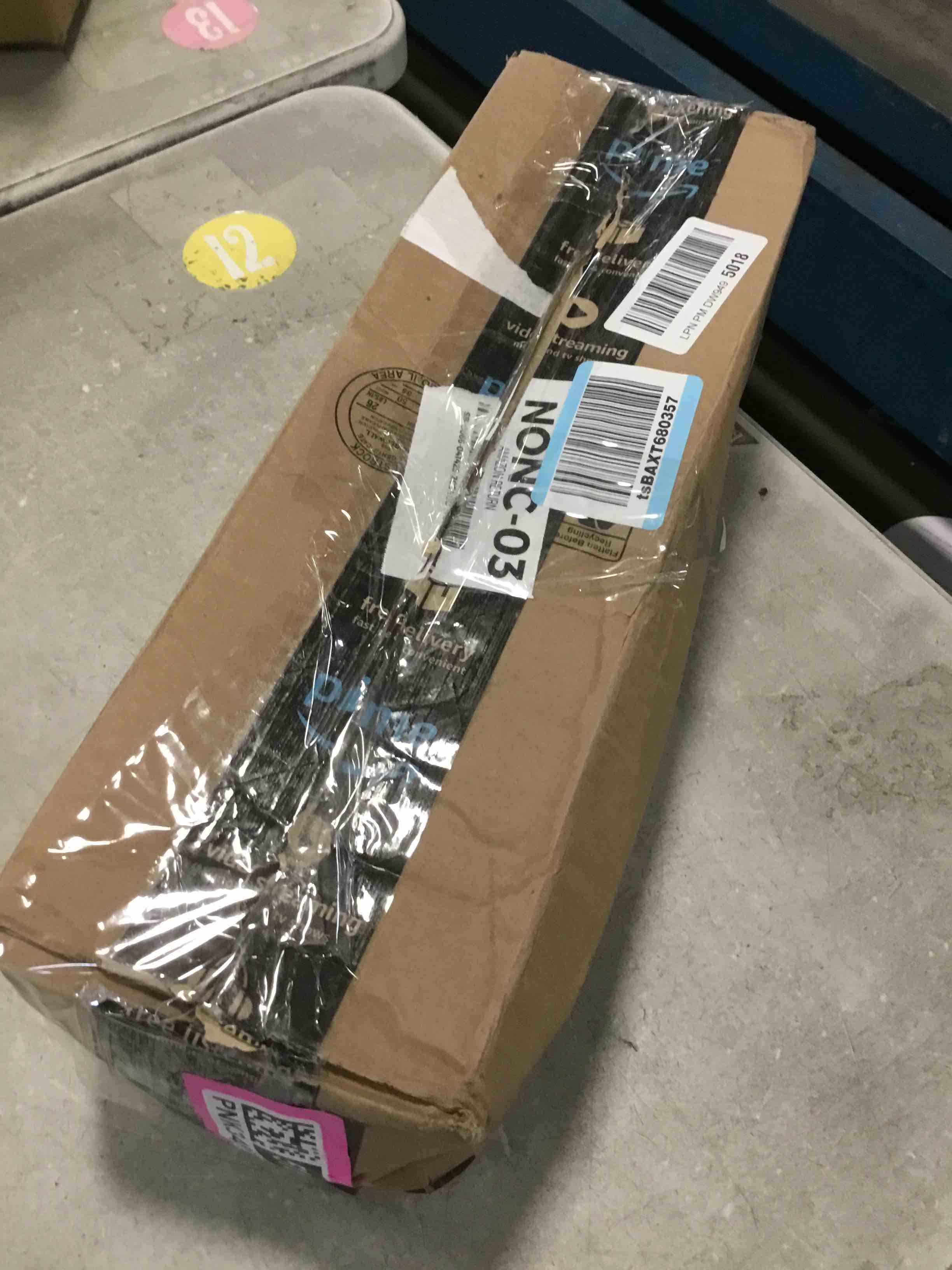 https://s3.amazonaws.com/lotting-images-prod/bidfta/PNK3455184_1746801832792.jpeg