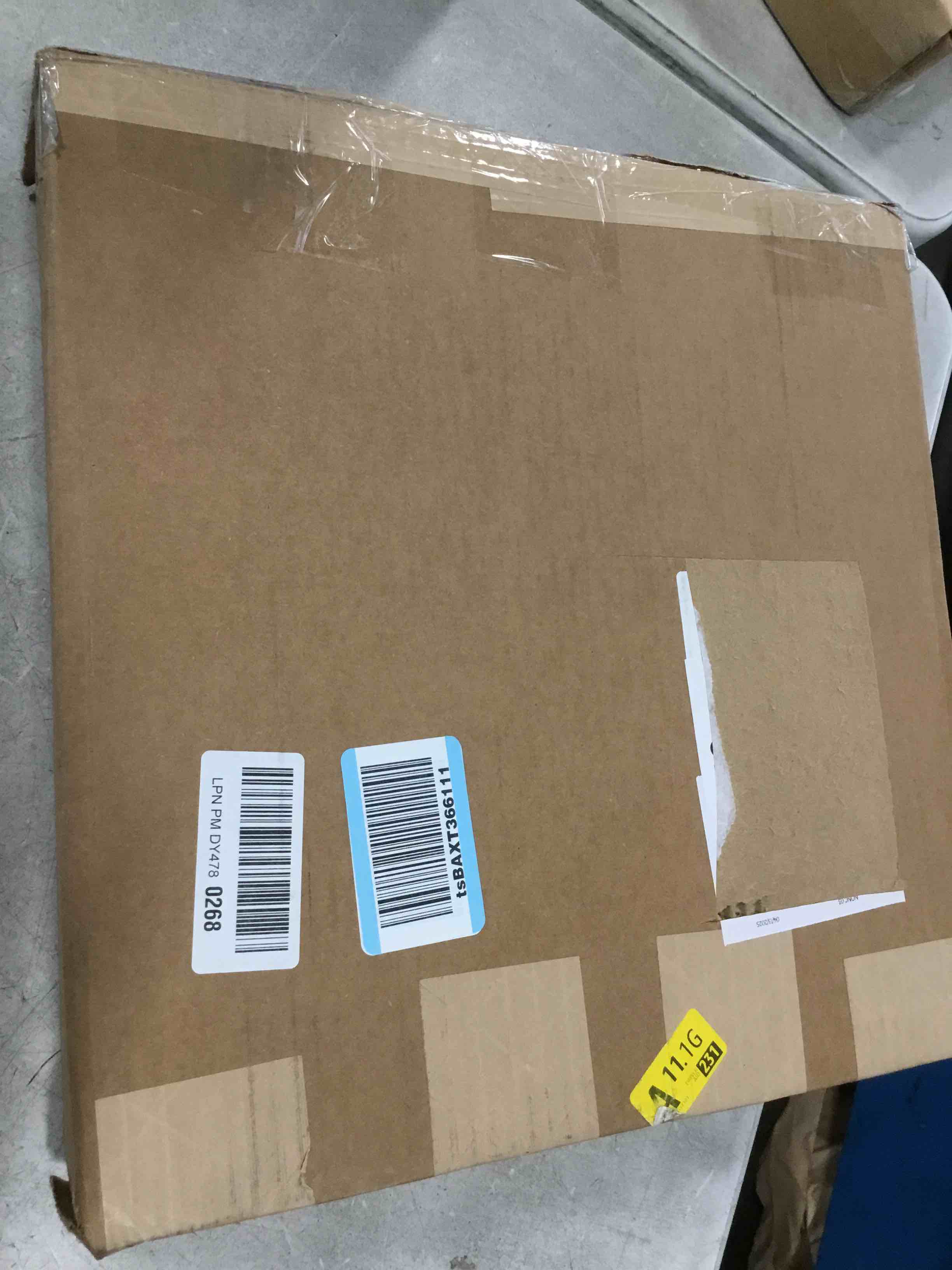 https://s3.amazonaws.com/lotting-images-prod/bidfta/PNK3455781_1747165615906.jpeg