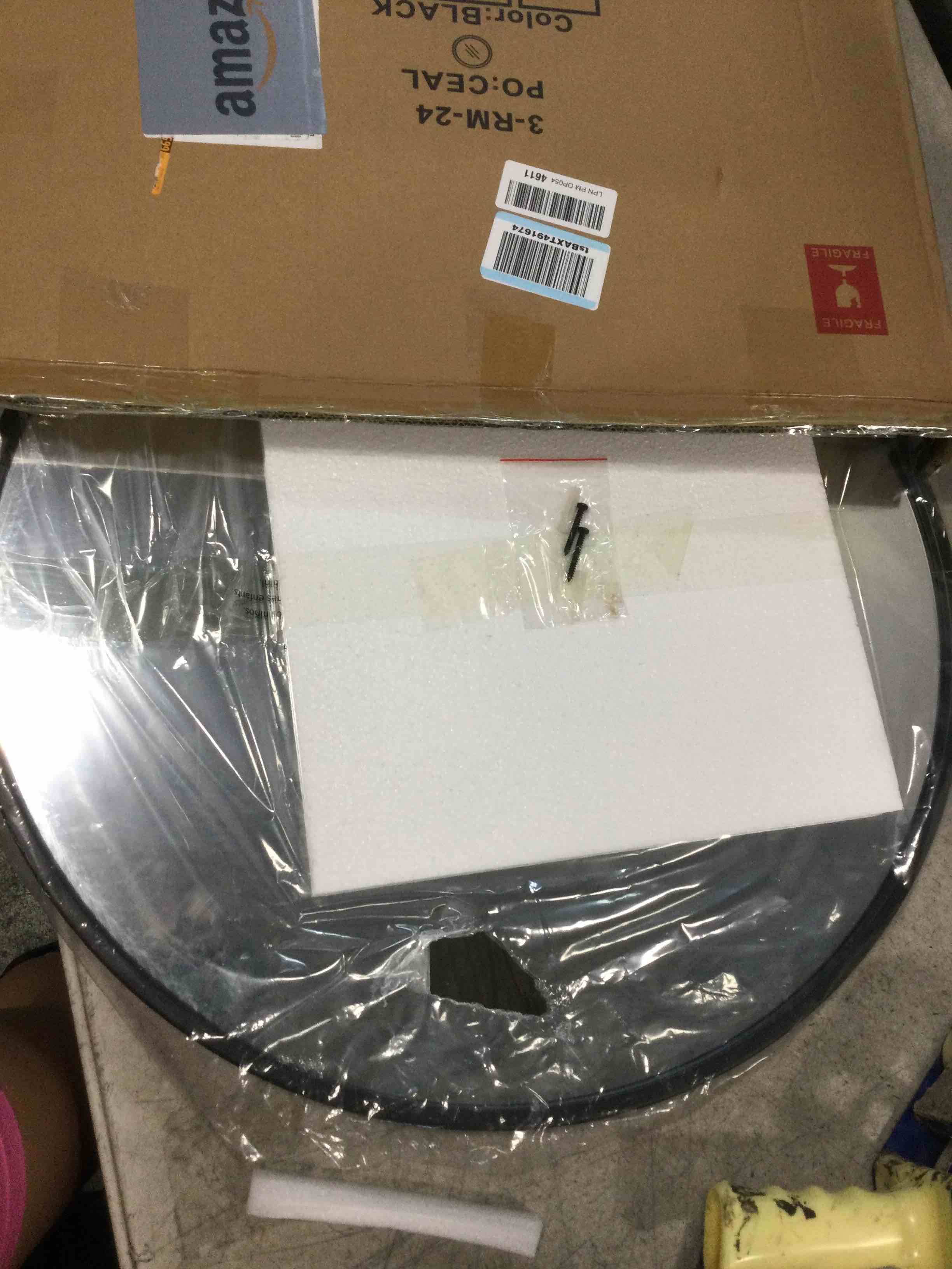 https://s3.amazonaws.com/lotting-images-prod/bidfta/PNK3457778_1745843988151.jpeg