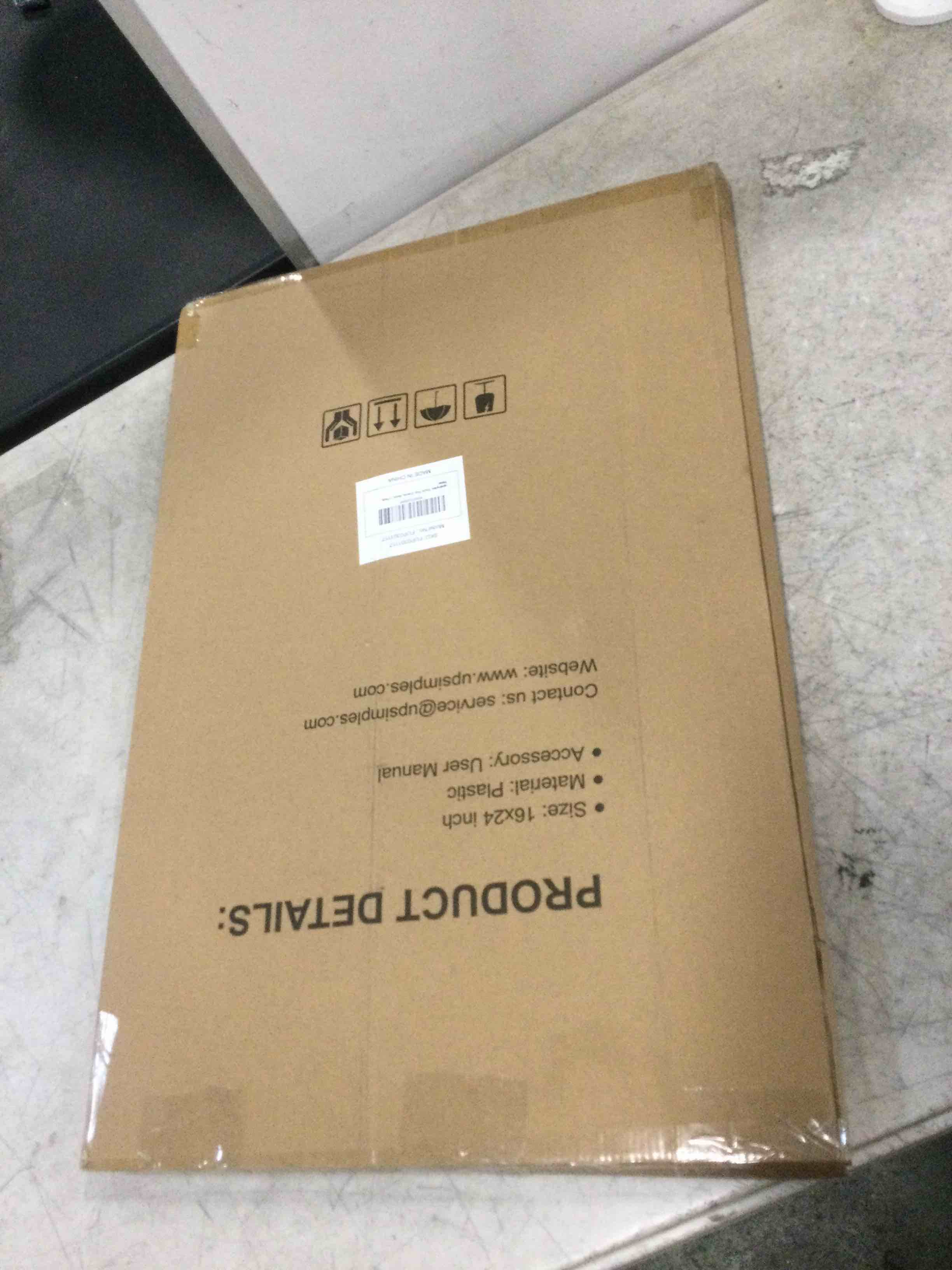 https://s3.amazonaws.com/lotting-images-prod/bidfta/PNK3457779_1745844116602.jpeg