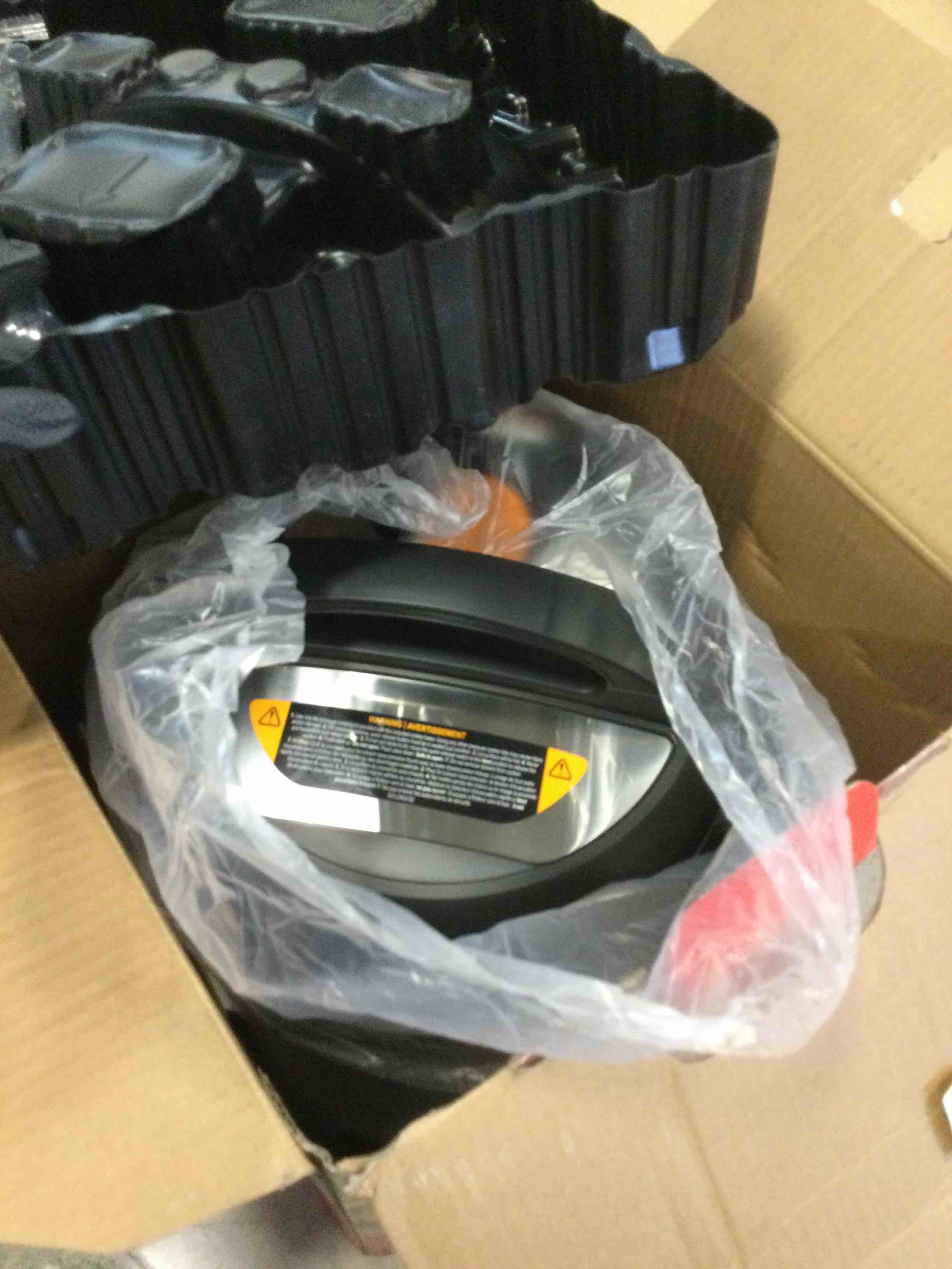 https://s3.amazonaws.com/lotting-images-prod/bidfta/PNK3457799_1745846780127.jpeg