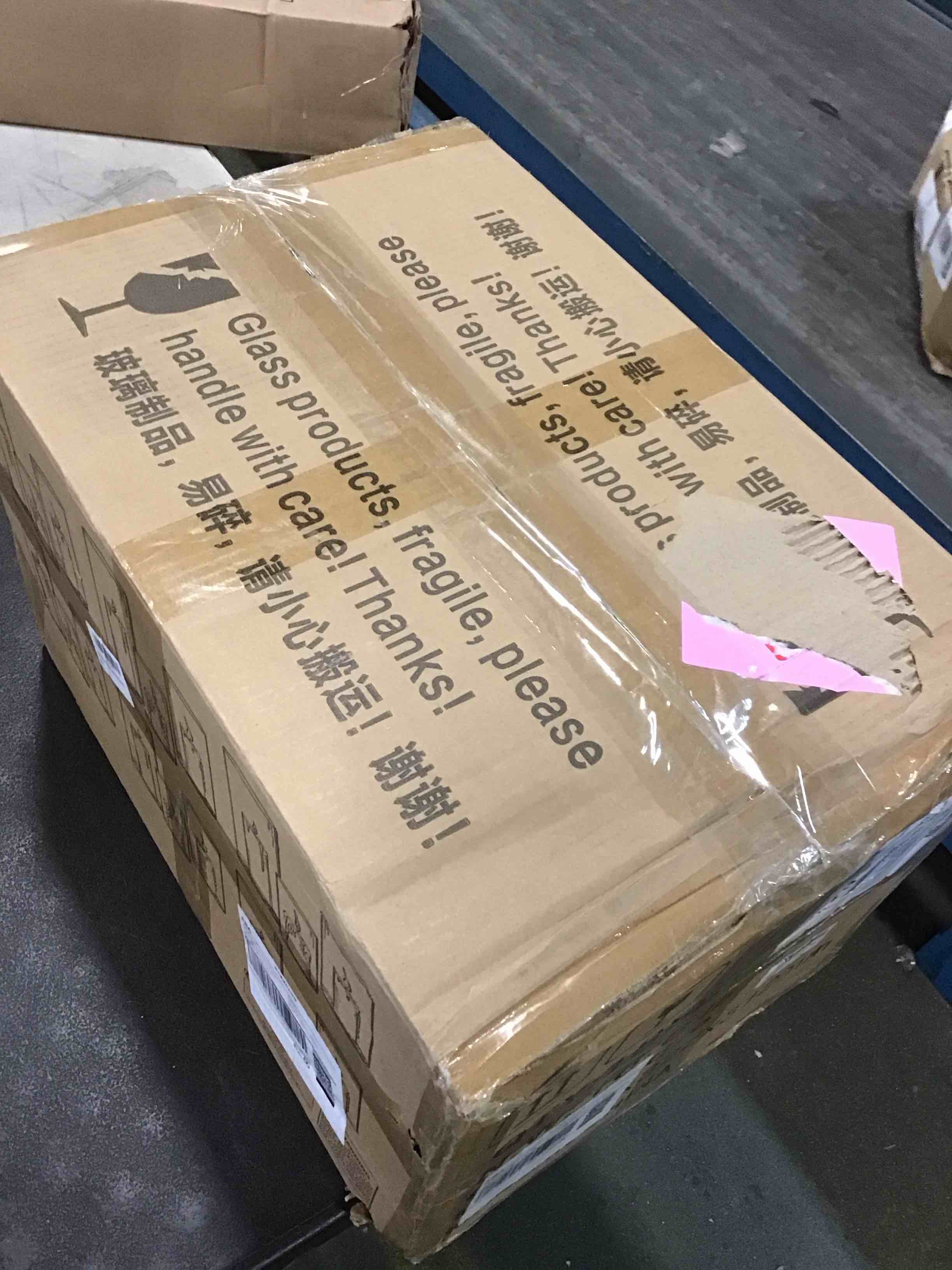 https://s3.amazonaws.com/lotting-images-prod/bidfta/PNK3457926_1746105655682.jpeg