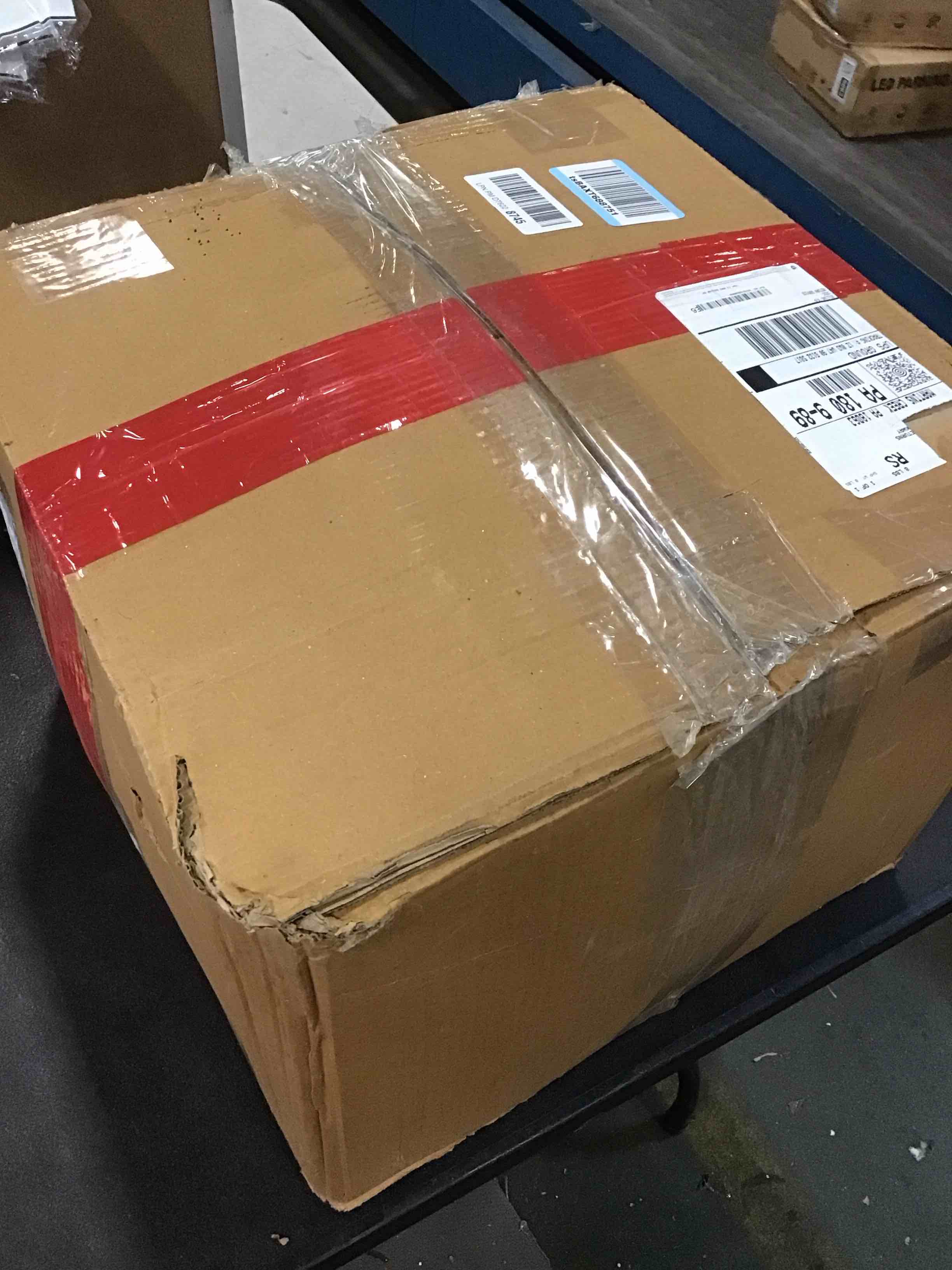 https://s3.amazonaws.com/lotting-images-prod/bidfta/PNK3458471_1746466557699.jpeg