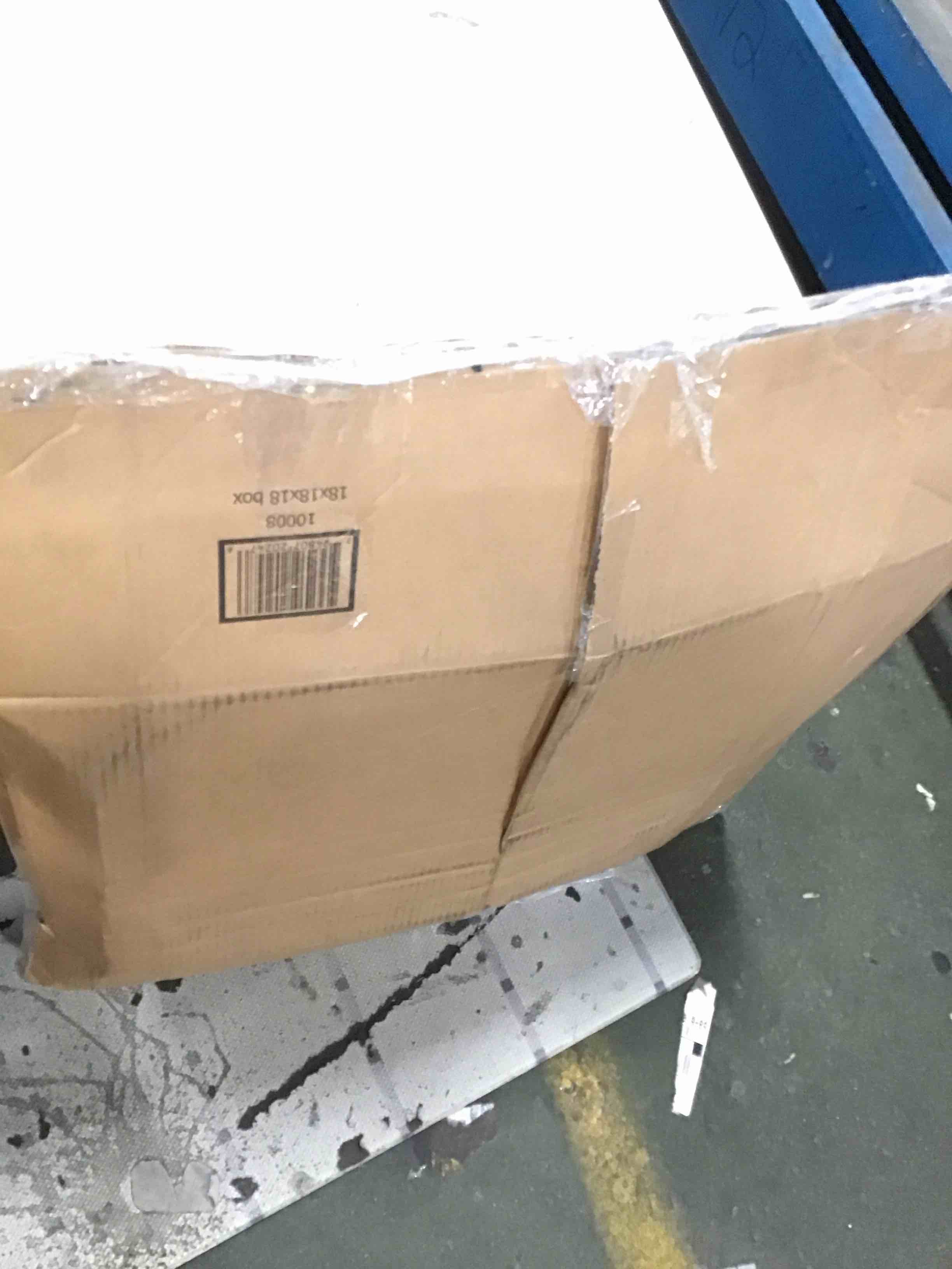 https://s3.amazonaws.com/lotting-images-prod/bidfta/PNK3458841_1746733398871.jpeg