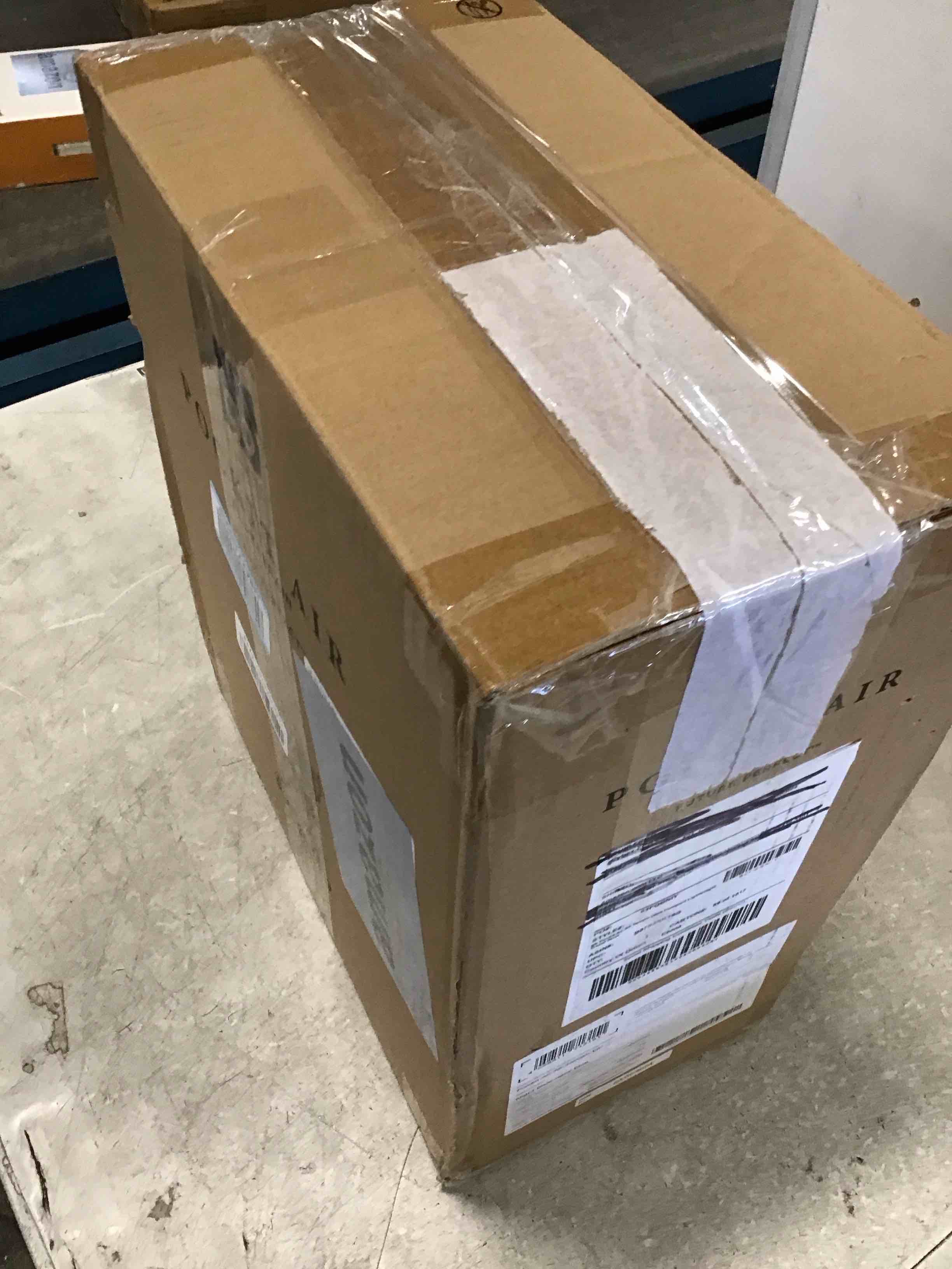https://s3.amazonaws.com/lotting-images-prod/bidfta/PNK3458912_1746798457778.jpeg