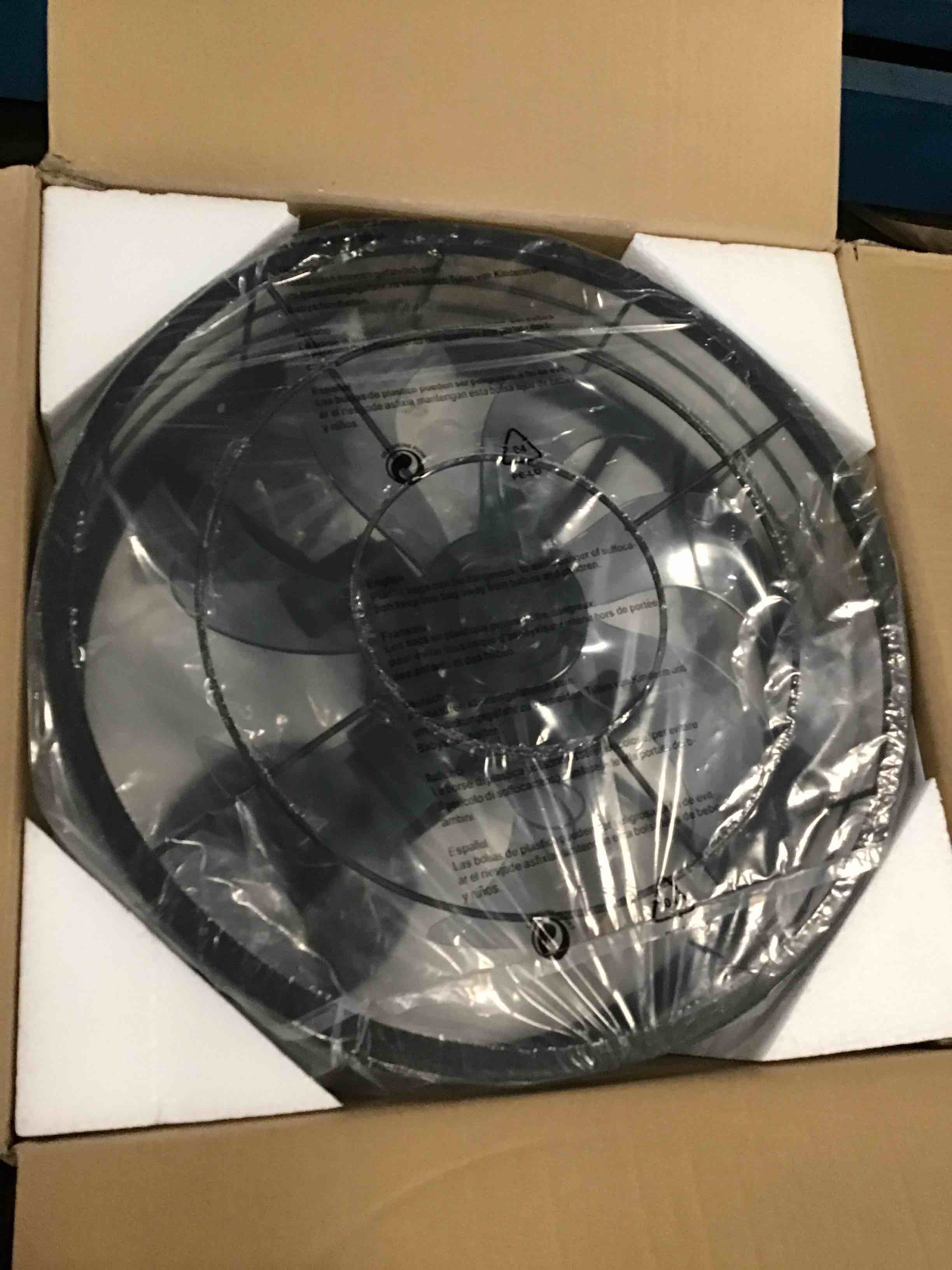 https://s3.amazonaws.com/lotting-images-prod/bidfta/PNK3459432_1747164146217.jpeg