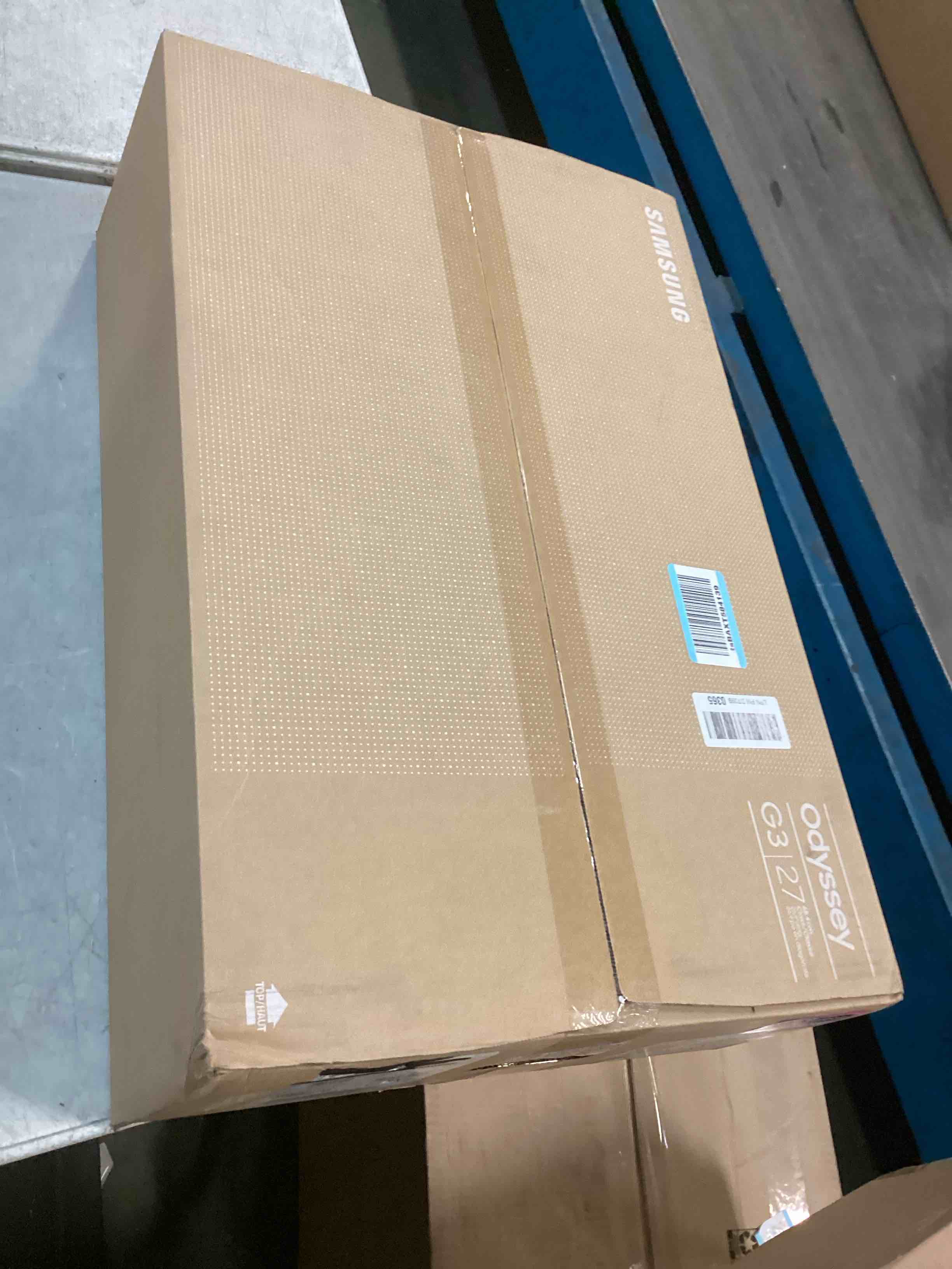 https://s3.amazonaws.com/lotting-images-prod/bidfta/PNK3460585_1746103061776.jpeg