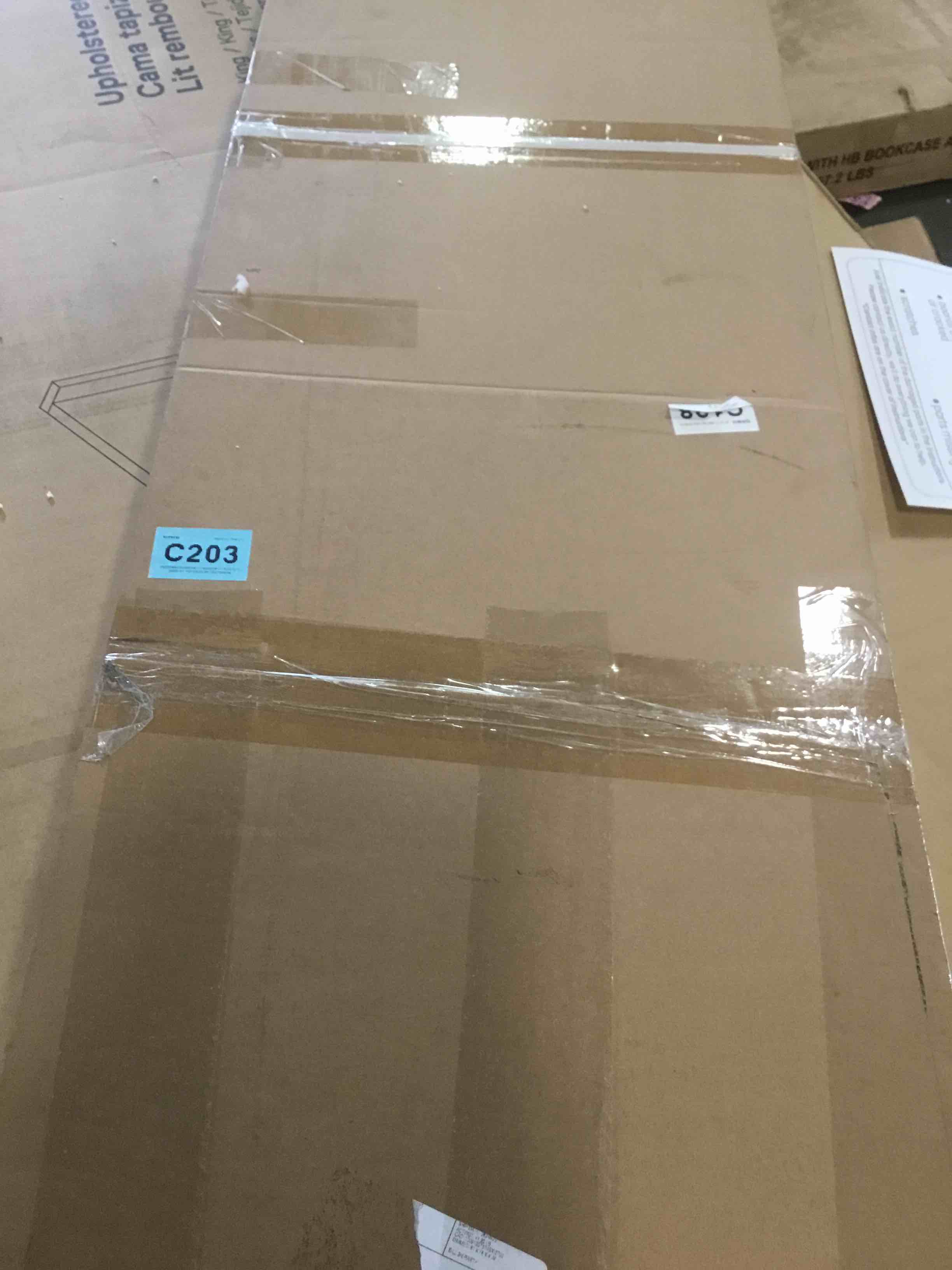 https://s3.amazonaws.com/lotting-images-prod/bidfta/PNK3460711_1746024212537.jpeg