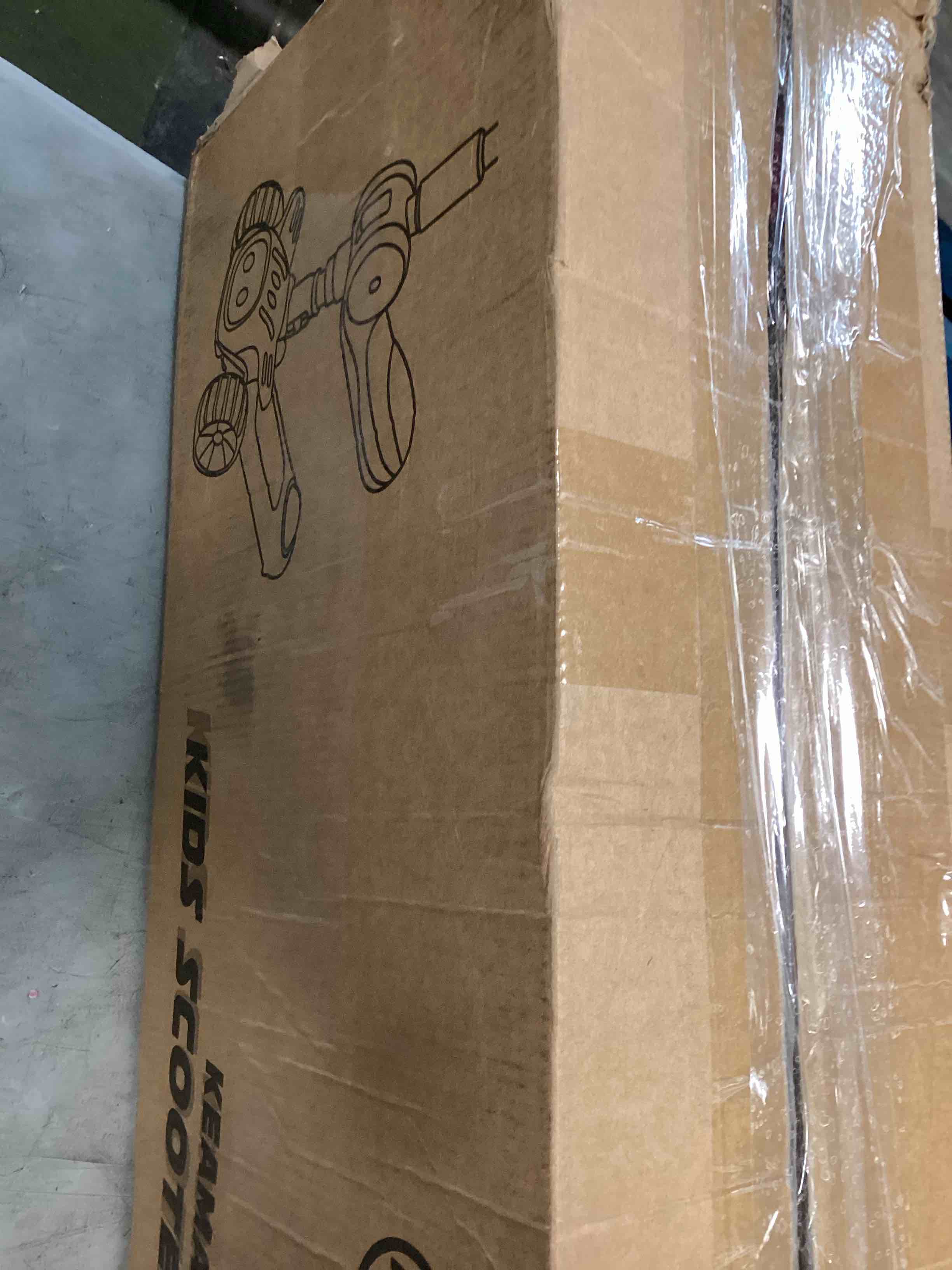 https://s3.amazonaws.com/lotting-images-prod/bidfta/PNK3460922_1747061496752.jpeg