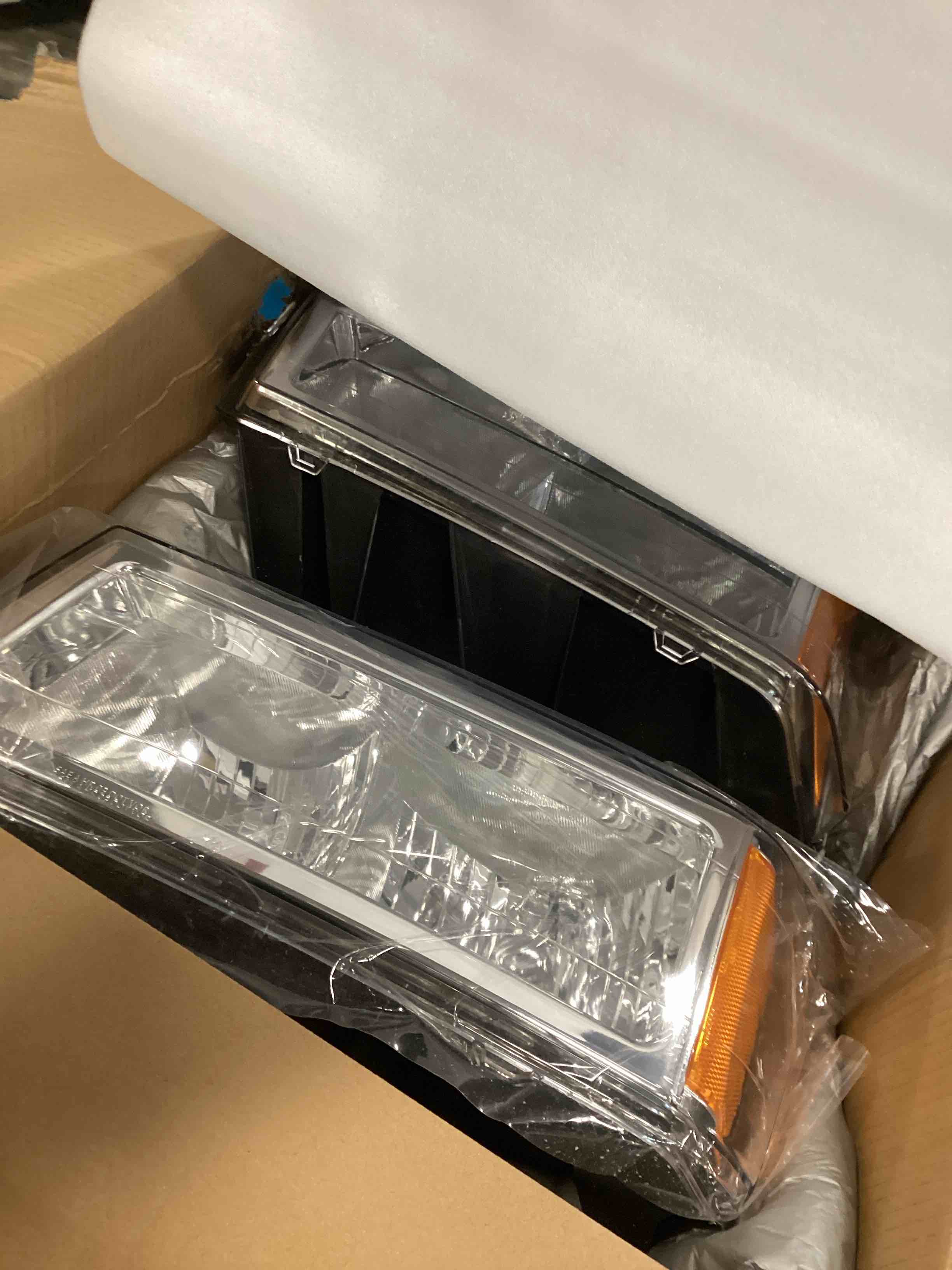 https://s3.amazonaws.com/lotting-images-prod/bidfta/PNK3461739_1747397260087.jpeg