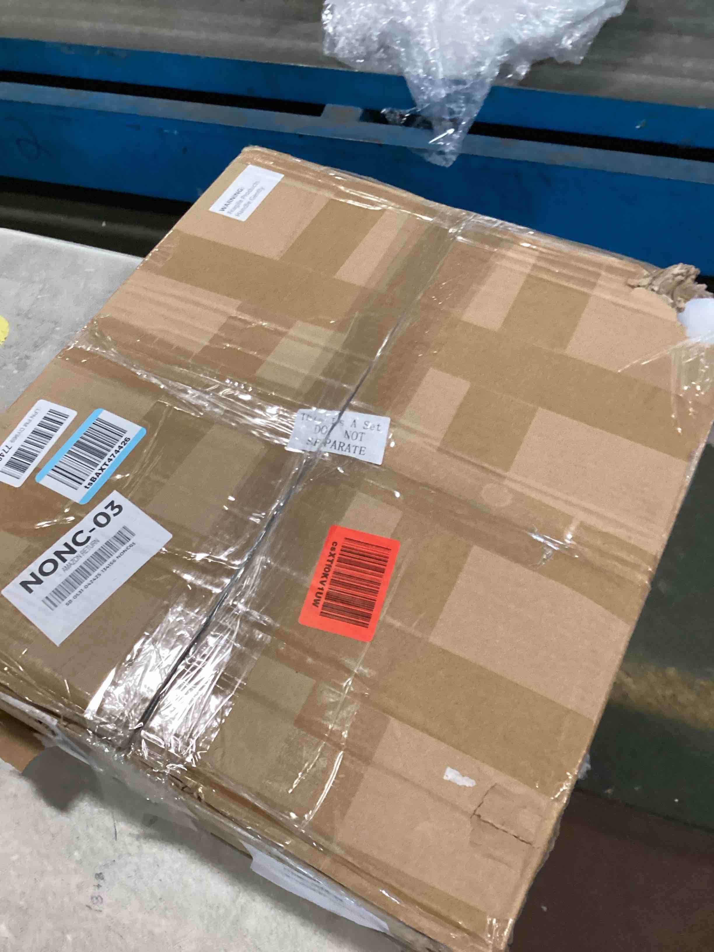 https://s3.amazonaws.com/lotting-images-prod/bidfta/PNK3462122_1747684955746.jpeg