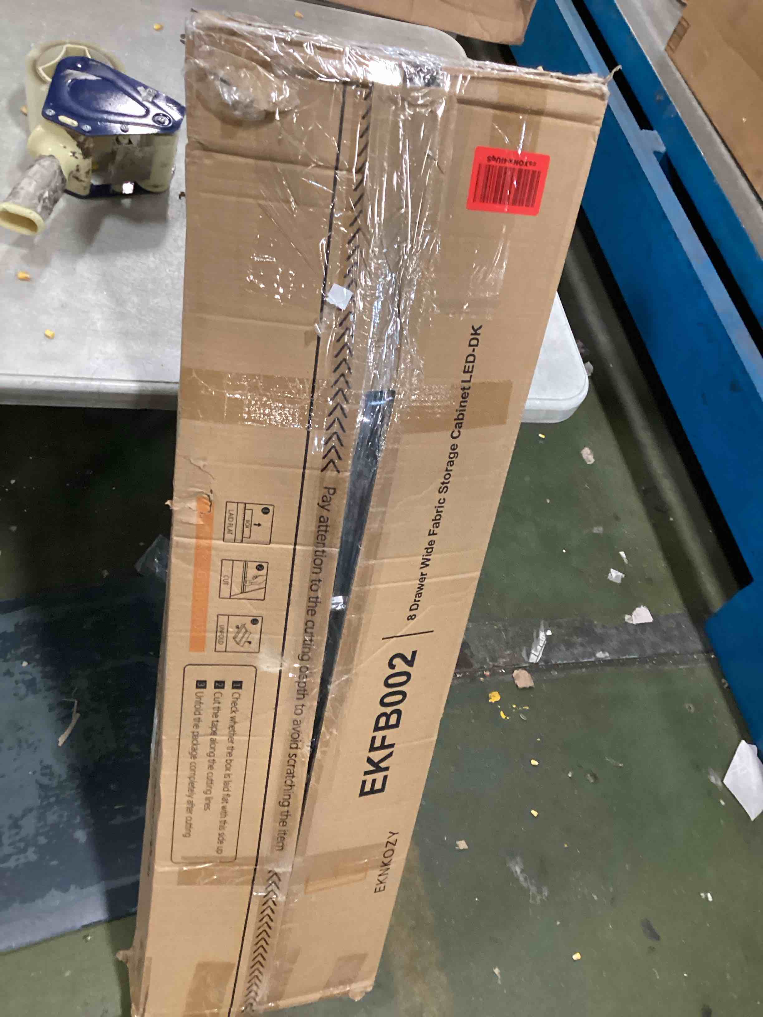 https://s3.amazonaws.com/lotting-images-prod/bidfta/PNK3462580_1747856904202.jpeg