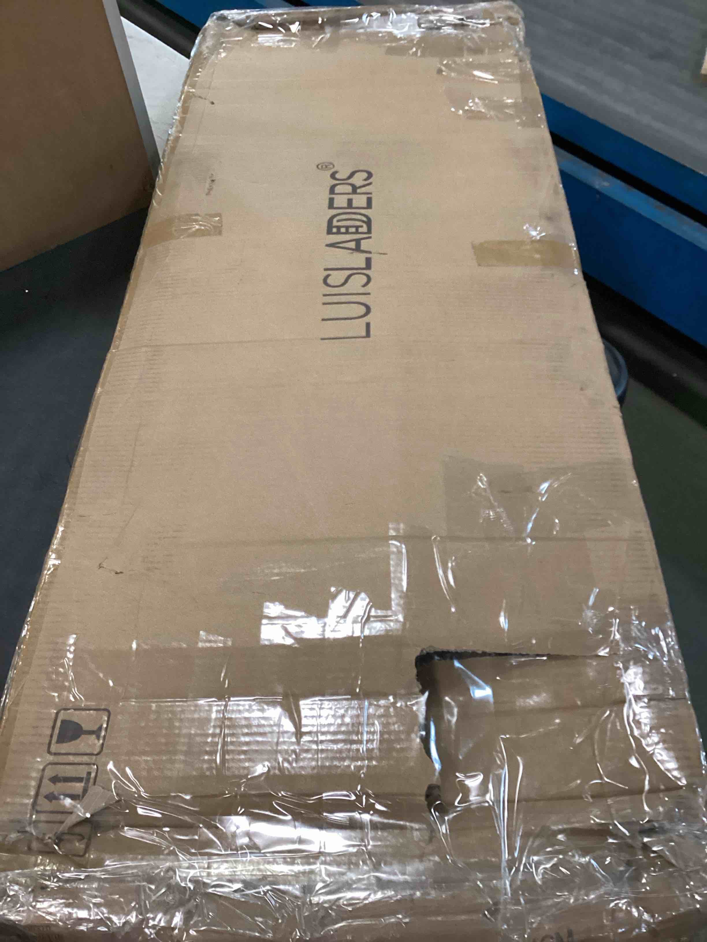 https://s3.amazonaws.com/lotting-images-prod/bidfta/PNK3462885_1748004471350.jpeg