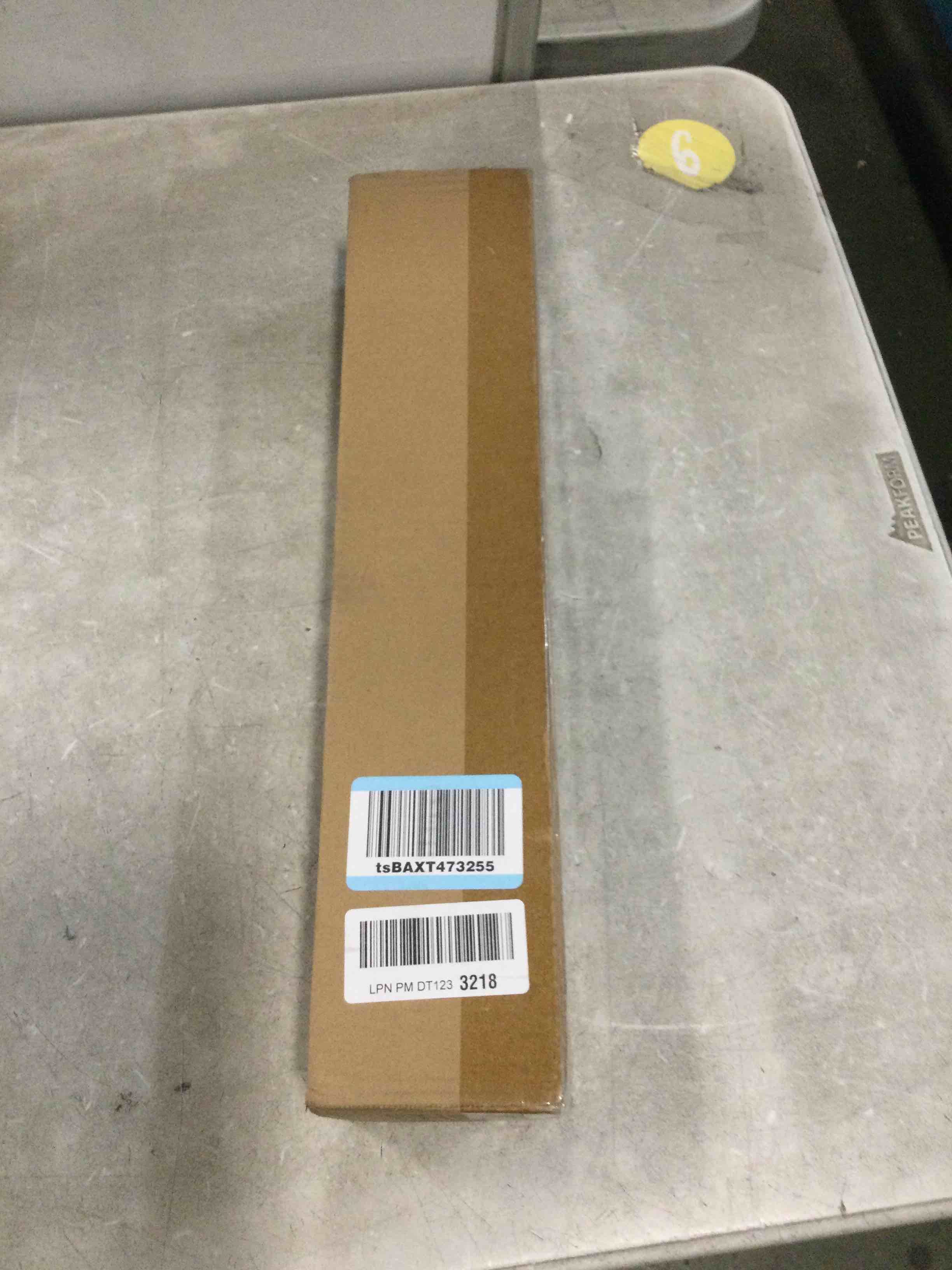 https://s3.amazonaws.com/lotting-images-prod/bidfta/PNK3464142_1746106068855.jpeg