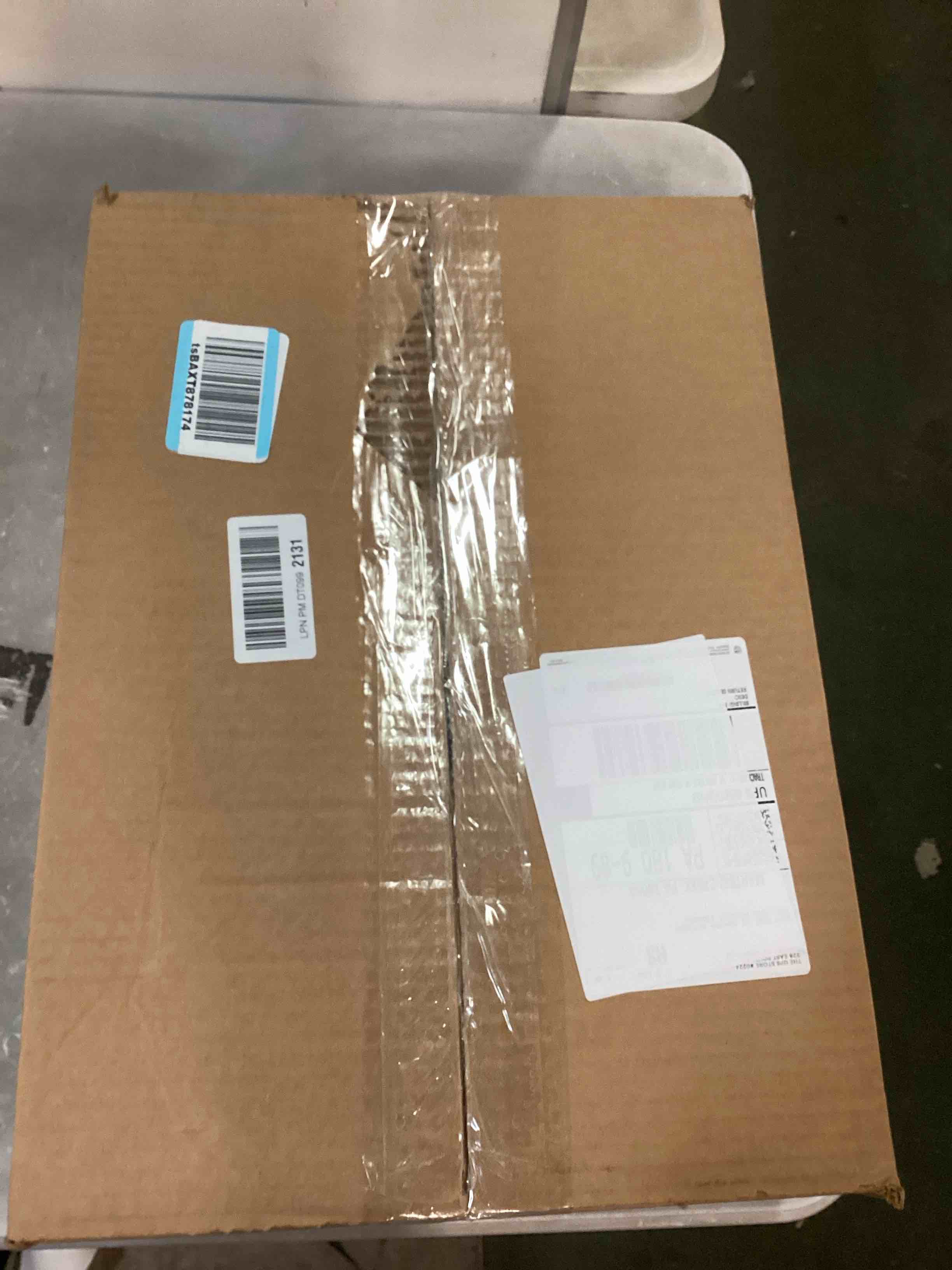 https://s3.amazonaws.com/lotting-images-prod/bidfta/PNK3464663_1746542586462.jpeg