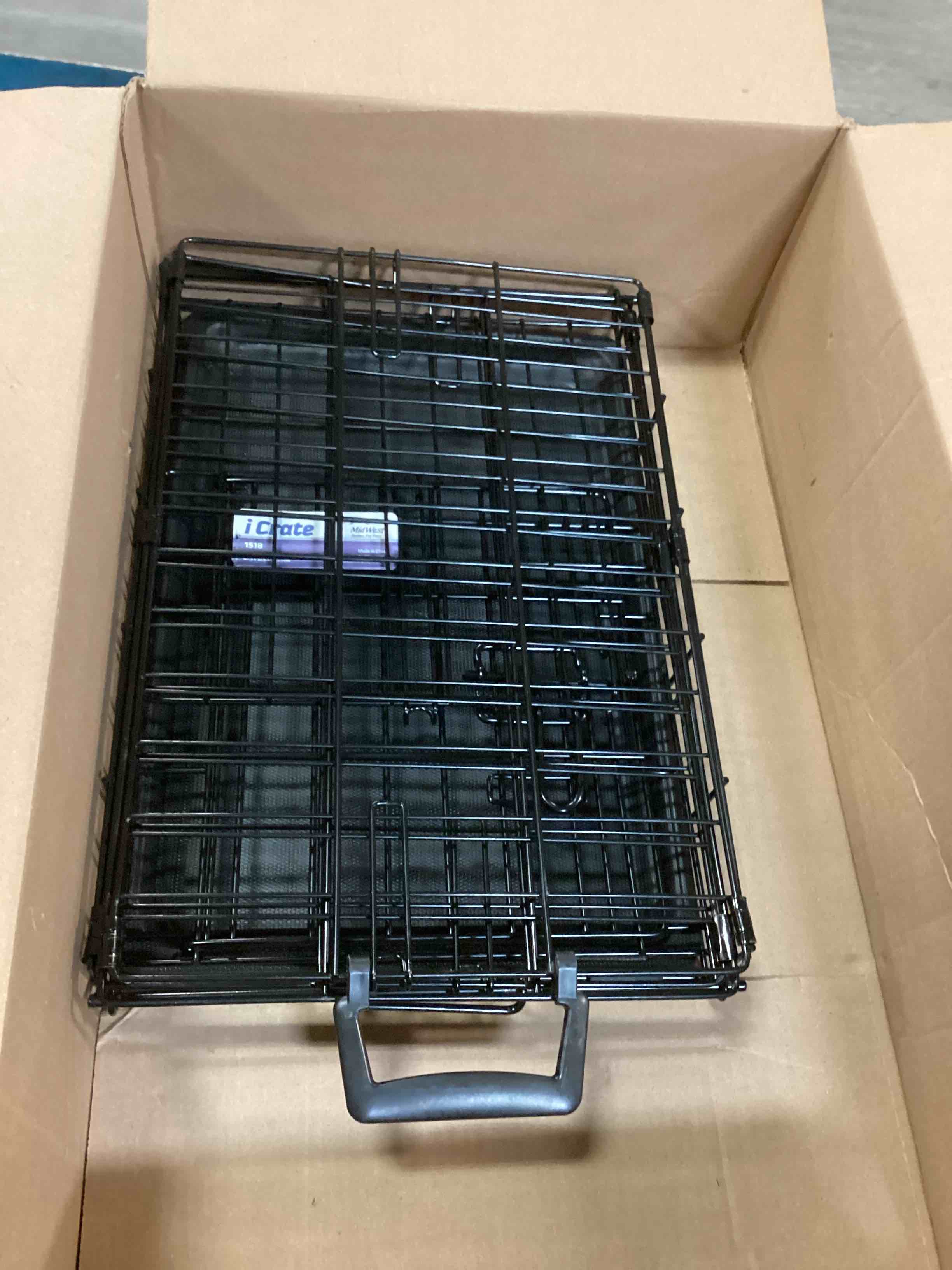 https://s3.amazonaws.com/lotting-images-prod/bidfta/PNK3464950_1746624621012.jpeg