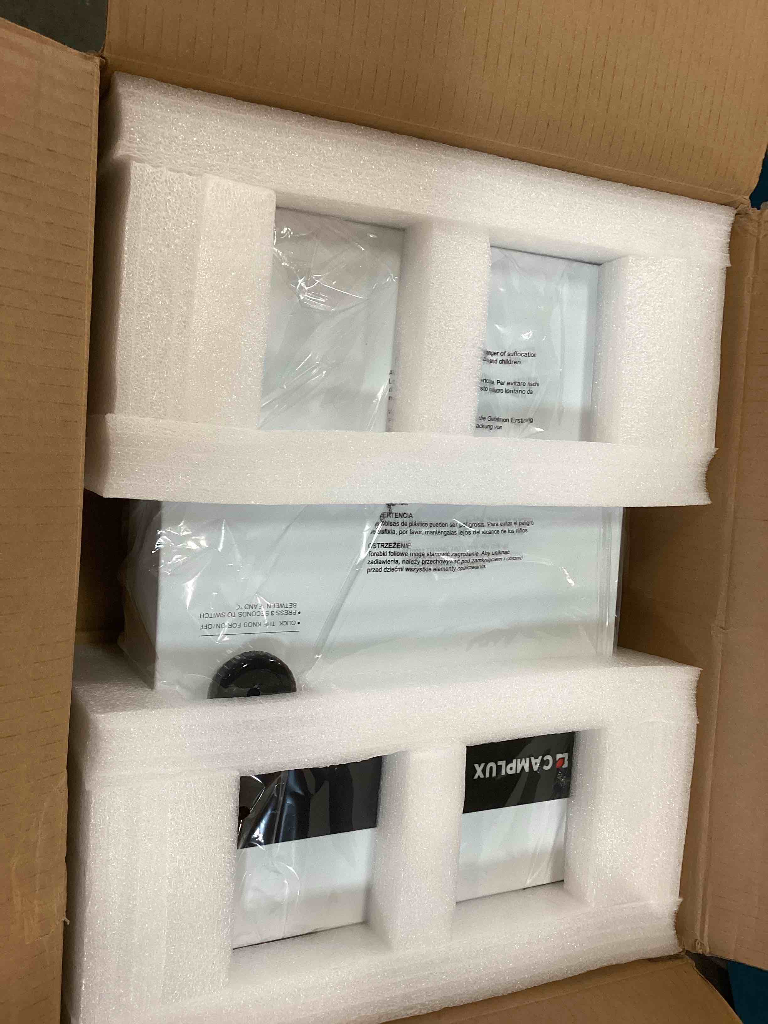 https://s3.amazonaws.com/lotting-images-prod/bidfta/PNK3465035_1746633335967.jpeg