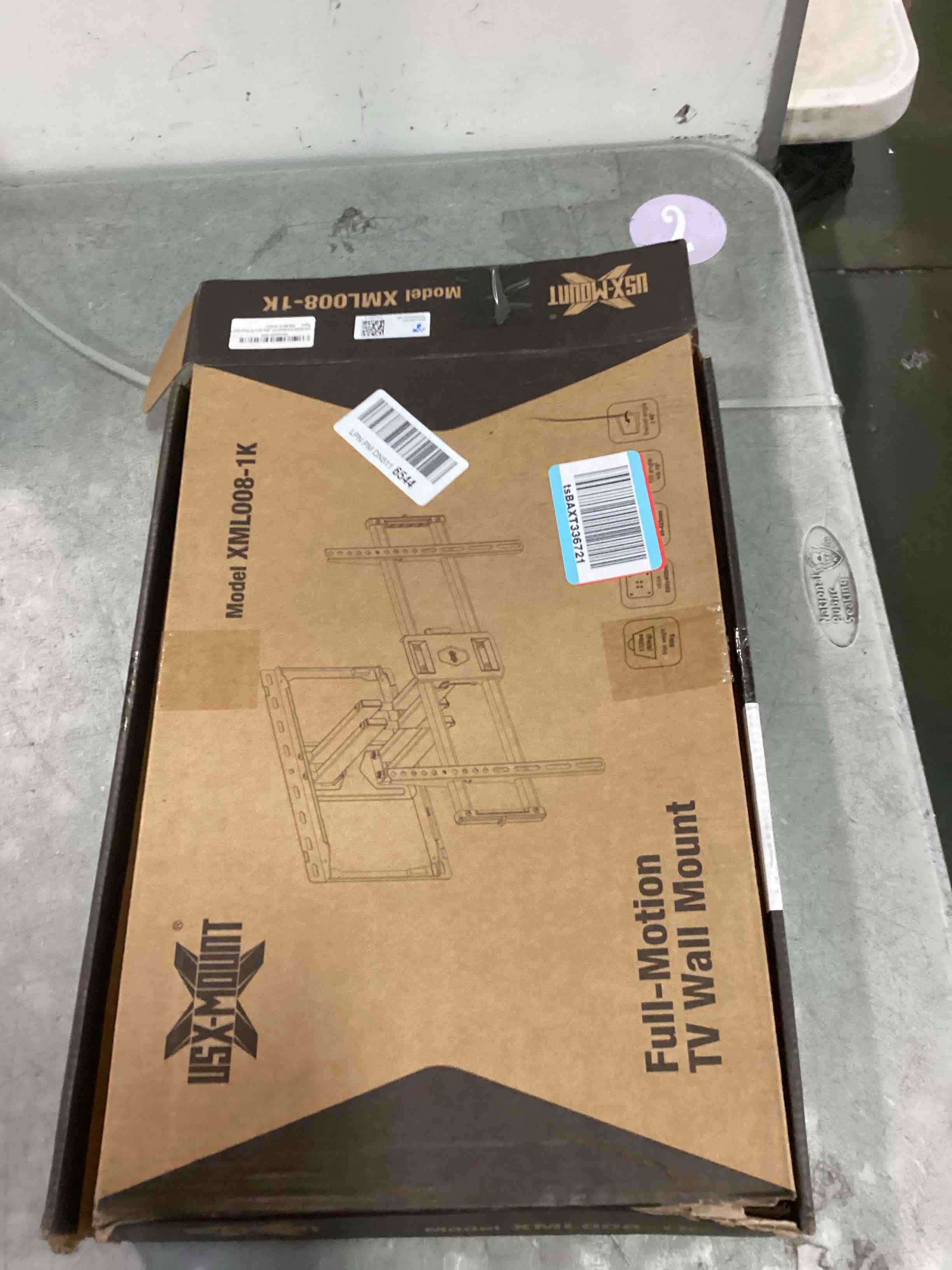 https://s3.amazonaws.com/lotting-images-prod/bidfta/PNK3465267_1746715816235.jpeg