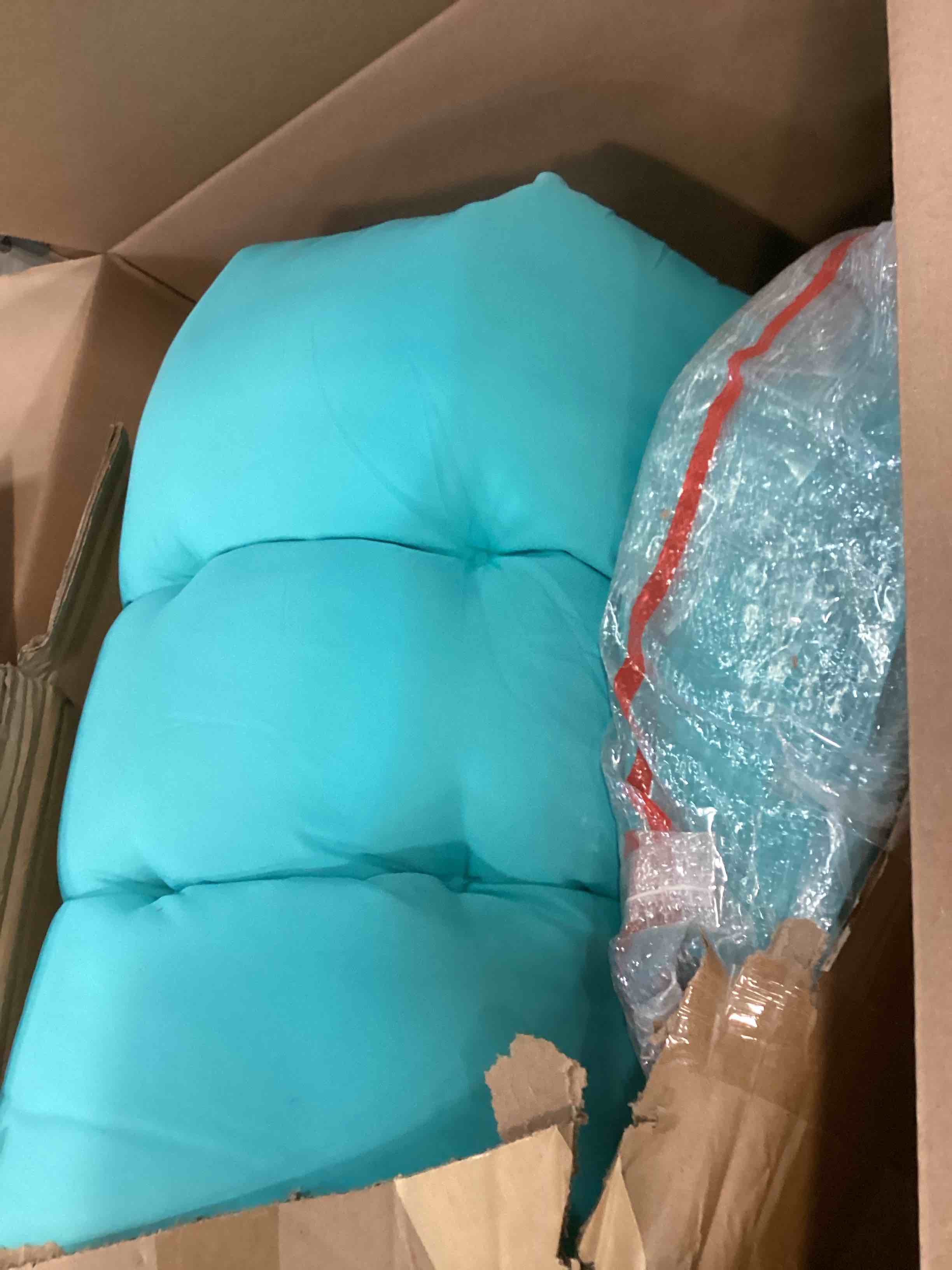 https://s3.amazonaws.com/lotting-images-prod/bidfta/PNK3465508_1746797135057.jpeg
