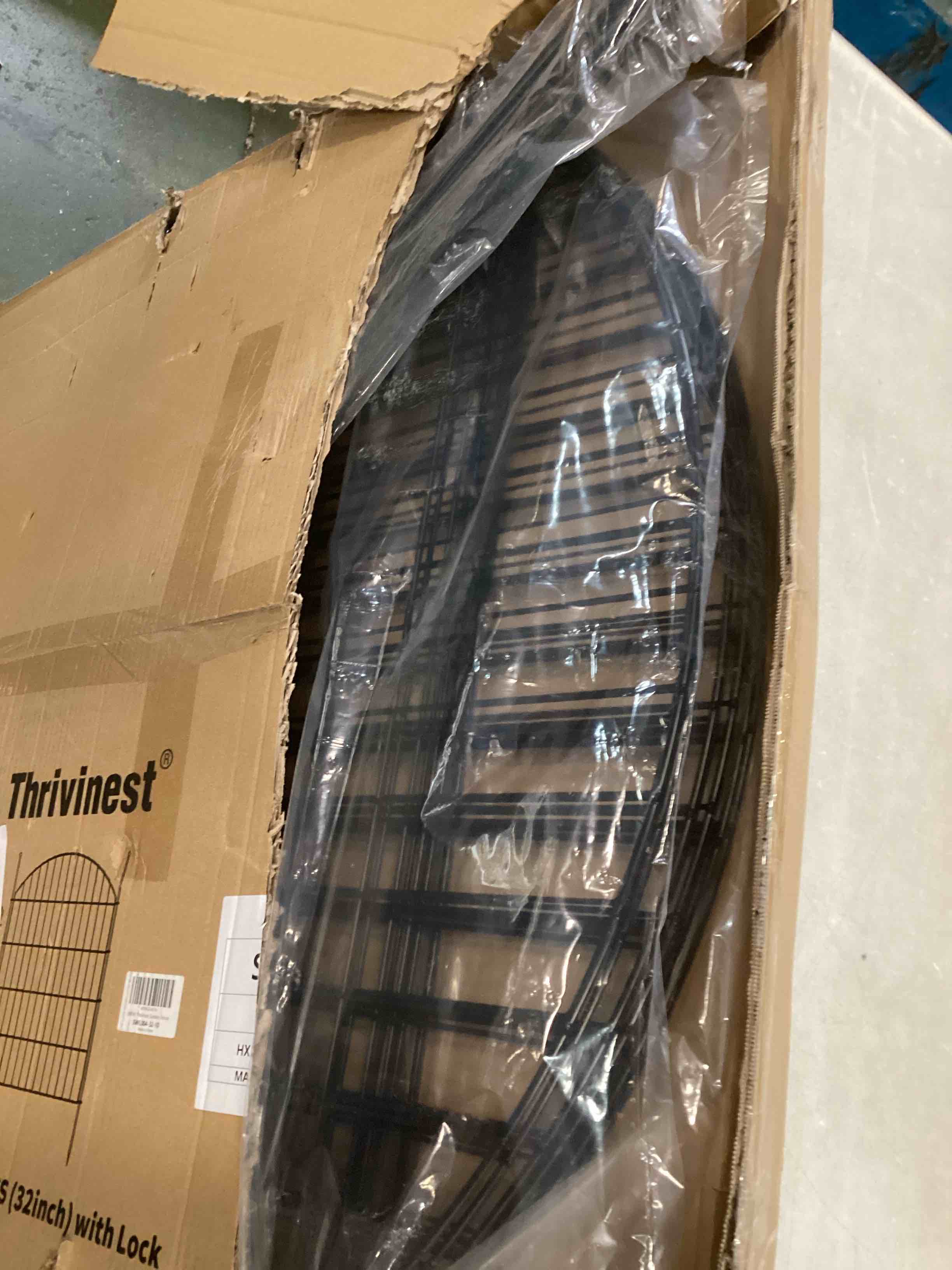 https://s3.amazonaws.com/lotting-images-prod/bidfta/PNK3465611_1746806289006.jpeg