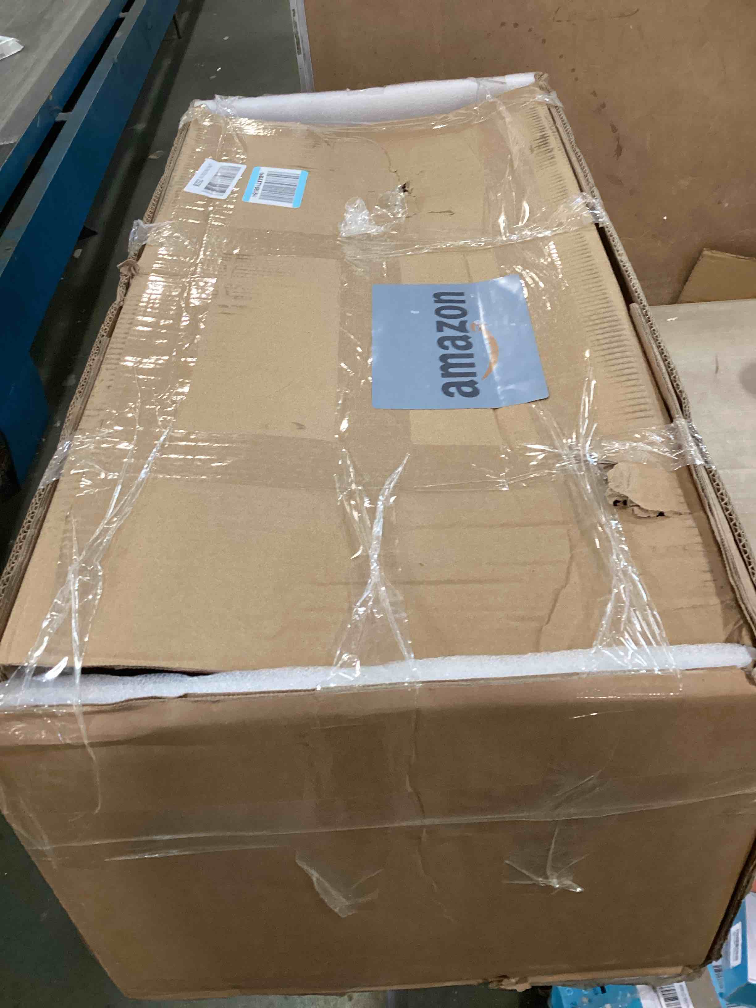 https://s3.amazonaws.com/lotting-images-prod/bidfta/PNK3465624_1746807483544.jpeg