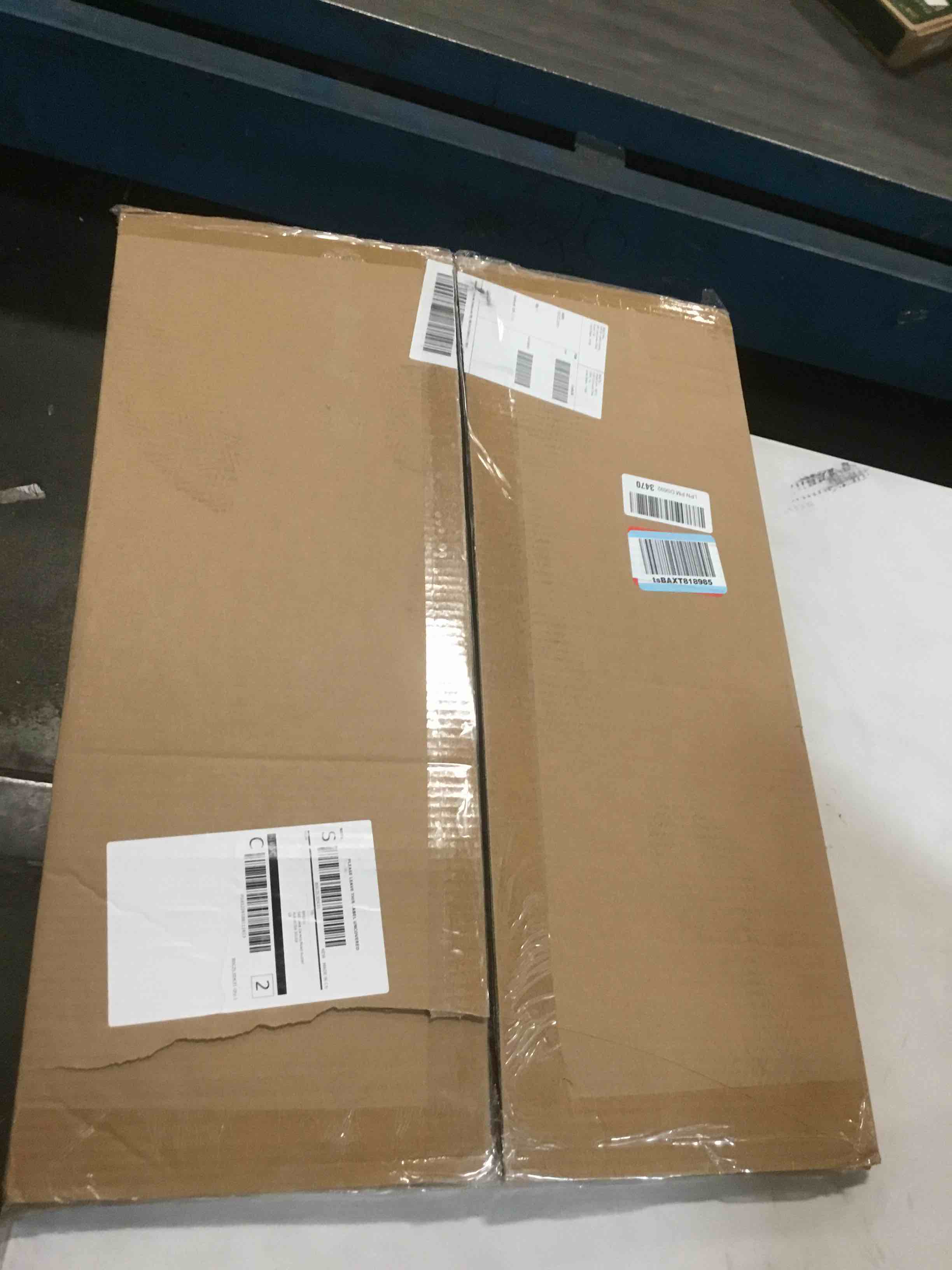 https://s3.amazonaws.com/lotting-images-prod/bidfta/PNK3466042_1745239035291.jpeg