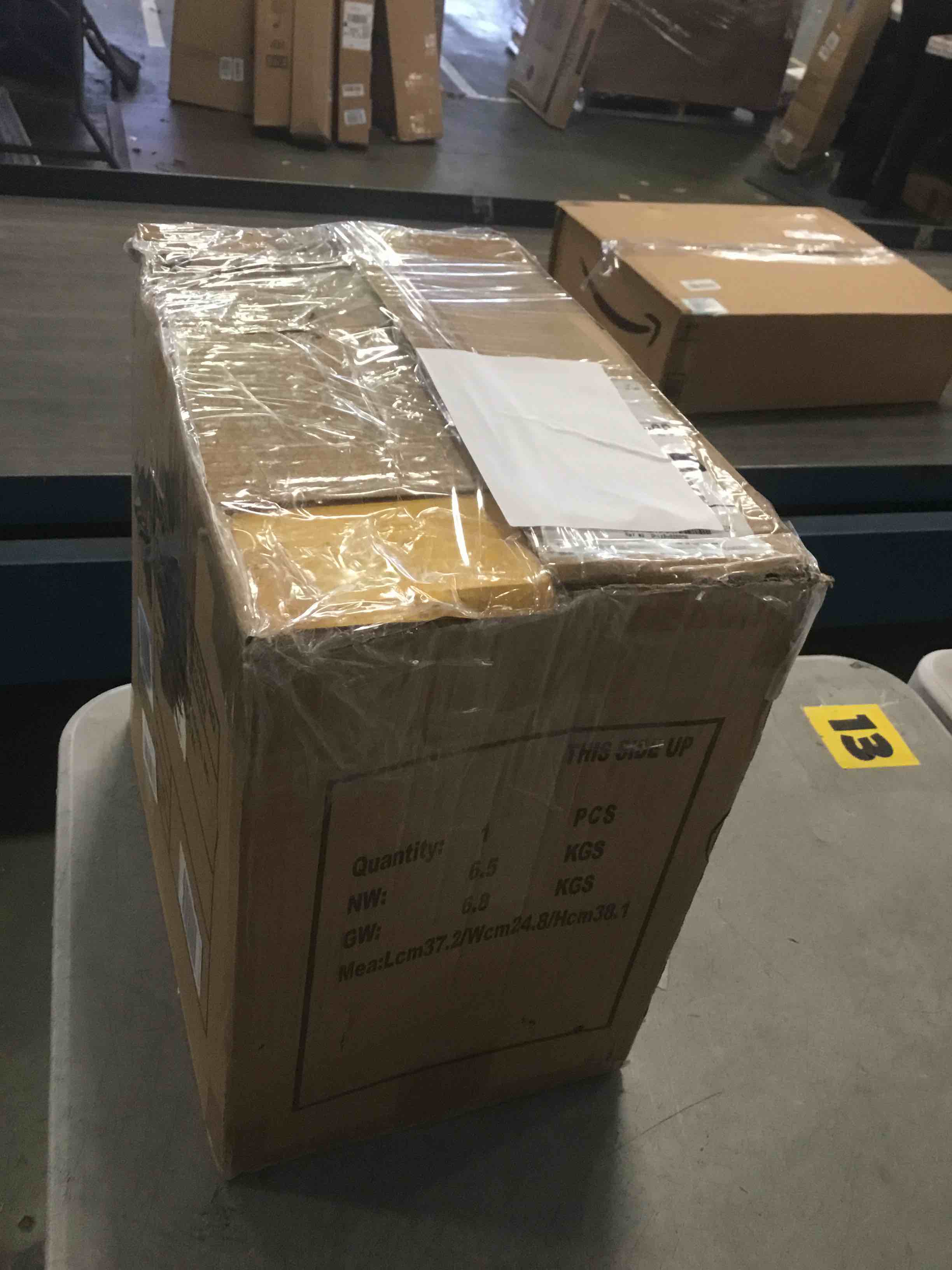 https://s3.amazonaws.com/lotting-images-prod/bidfta/PNK3466573_1745845530226.jpeg