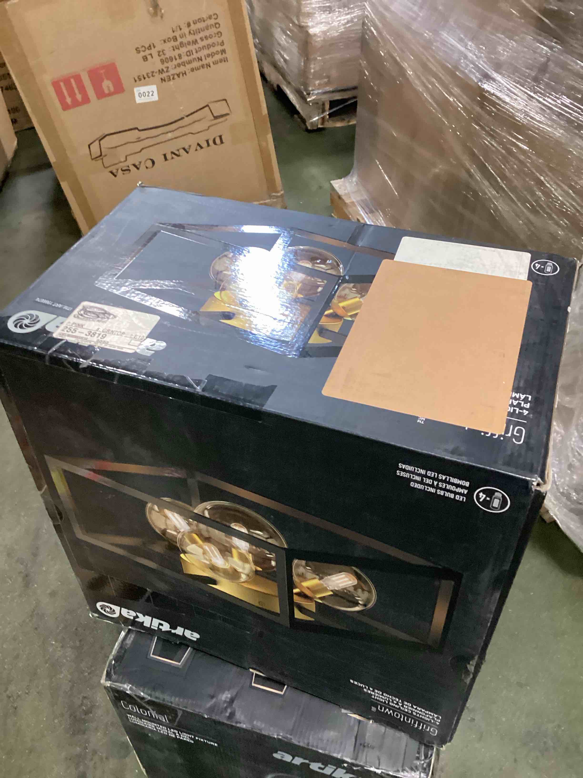 https://s3.amazonaws.com/lotting-images-prod/bidfta/PNK3466757_1745940325855.jpeg