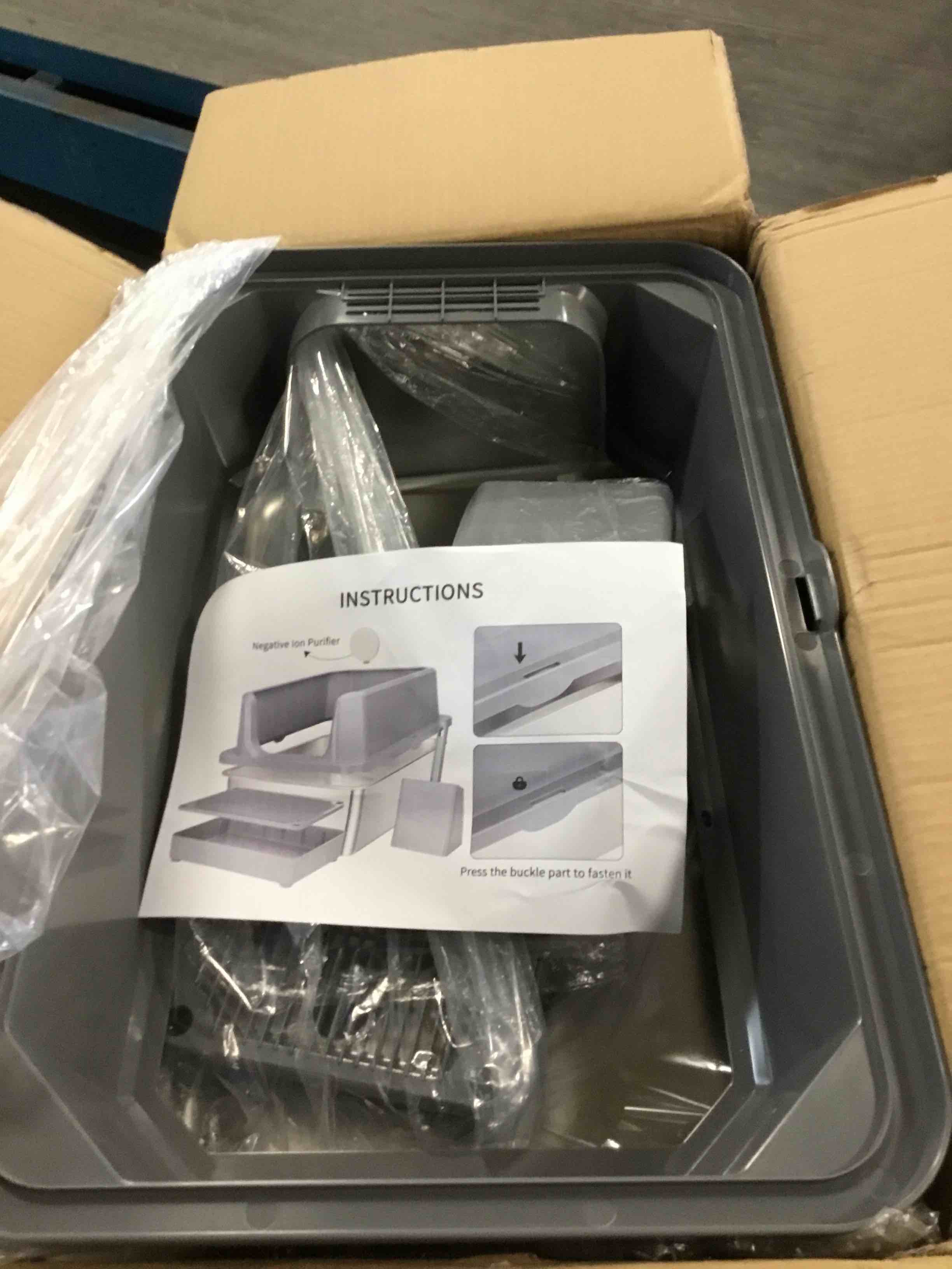 https://s3.amazonaws.com/lotting-images-prod/bidfta/PNK3466965_1746102078668.jpeg